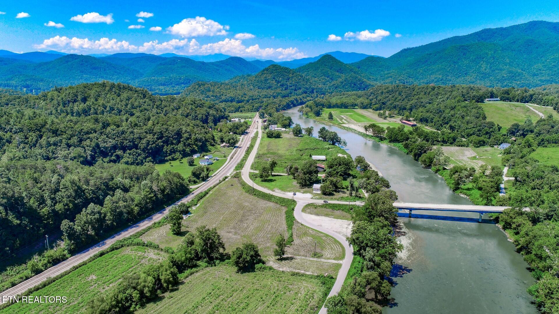 24.00 Fugate Road Del Rio, TN 37727 - Photo 8 of 27 8