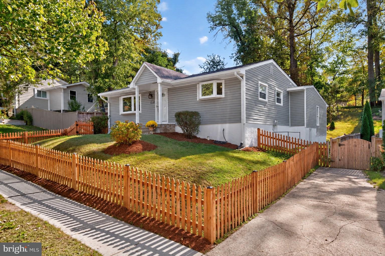 3202 Blueford Road Kensington, MD 20895 - Photo 4 of 62 Gallery Image 4