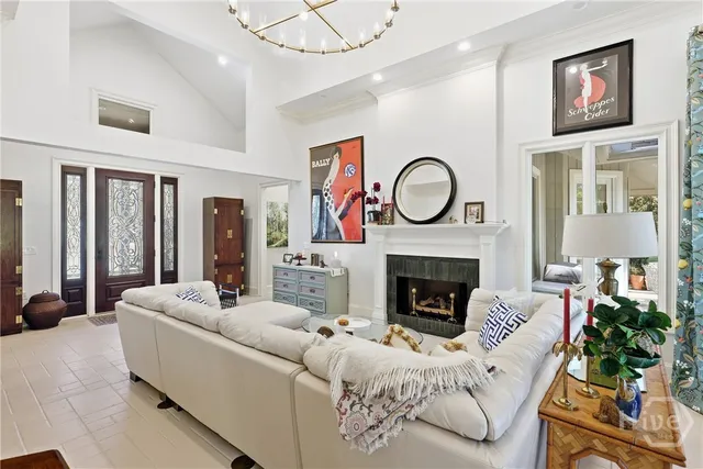 $1,050,000 | 7 Springpine Lane, Savannah, GA 31411