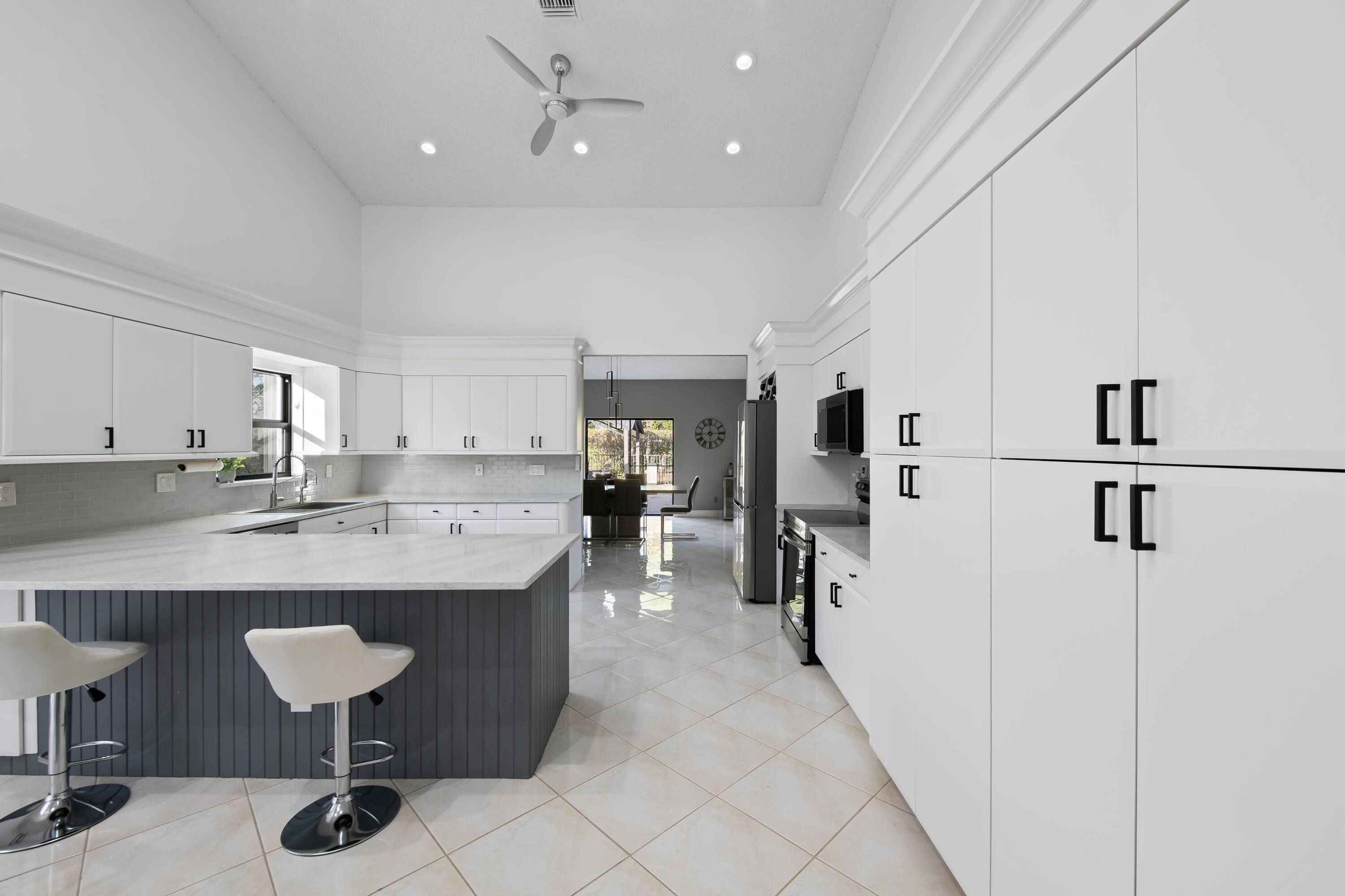 8505 Northwest 77th Street Tamarac, FL 33321 - Photo 15 of 57 updated