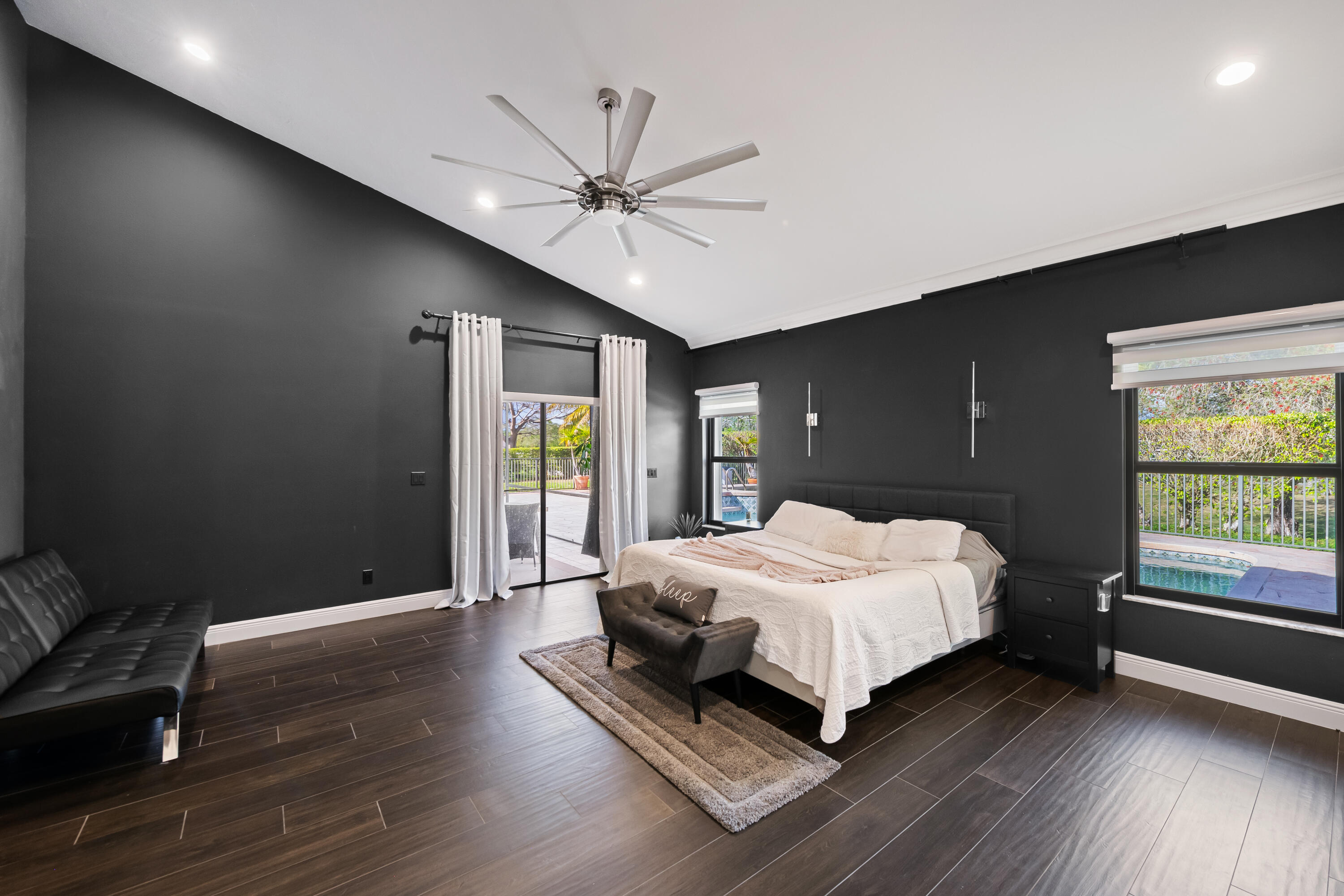 8505 Northwest 77th Street Tamarac, FL 33321 - Photo 35 of 57 Primary bedroom