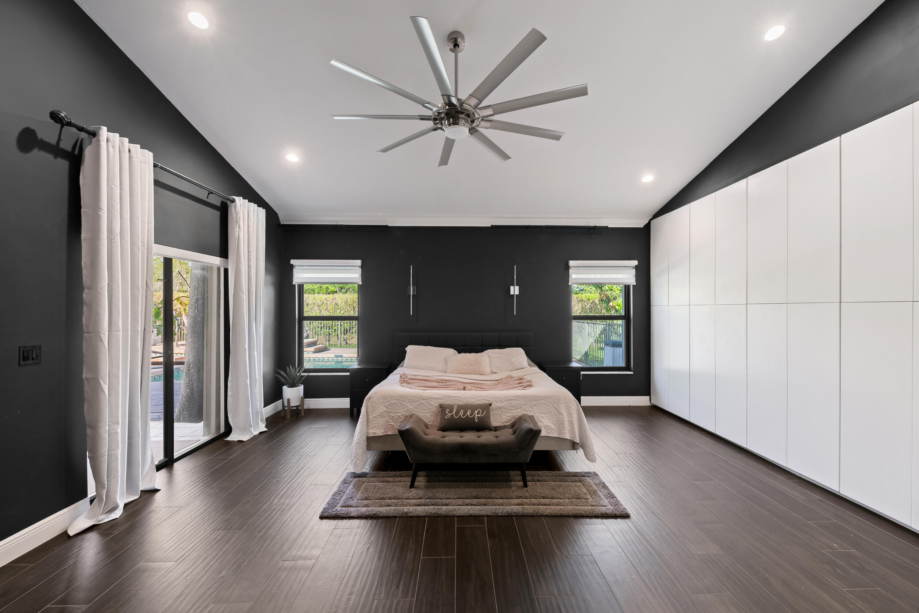 8505 Northwest 77th Street Tamarac, FL 33321 - Photo 36 of 57 Primary bedroom