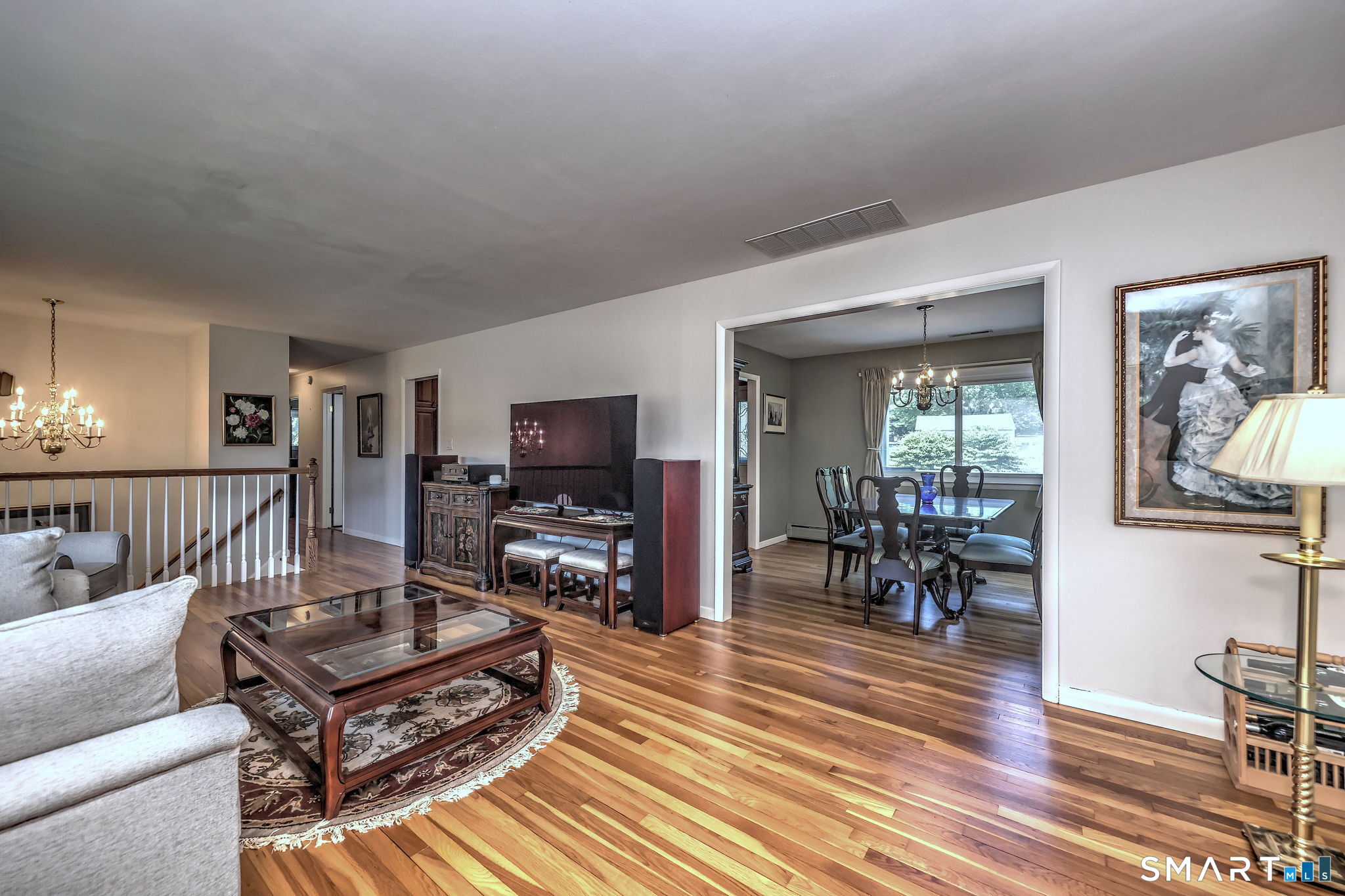 31 Paugussett Road Newtown, CT 06482 - Photo 10 of 40