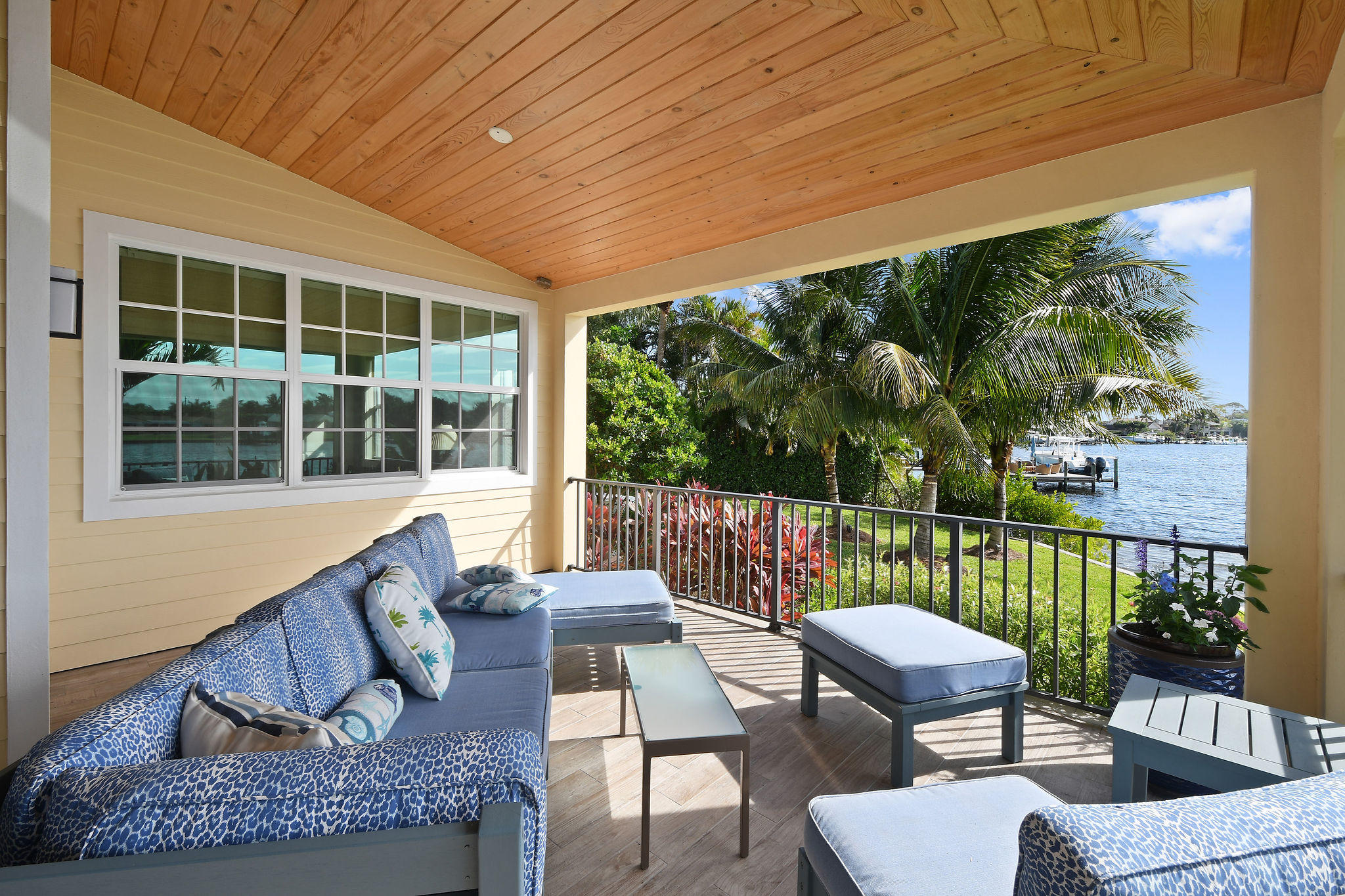 4980 County Line Road Tequesta, FL 33469 - Photo 33 of 56 SW side of Veranda