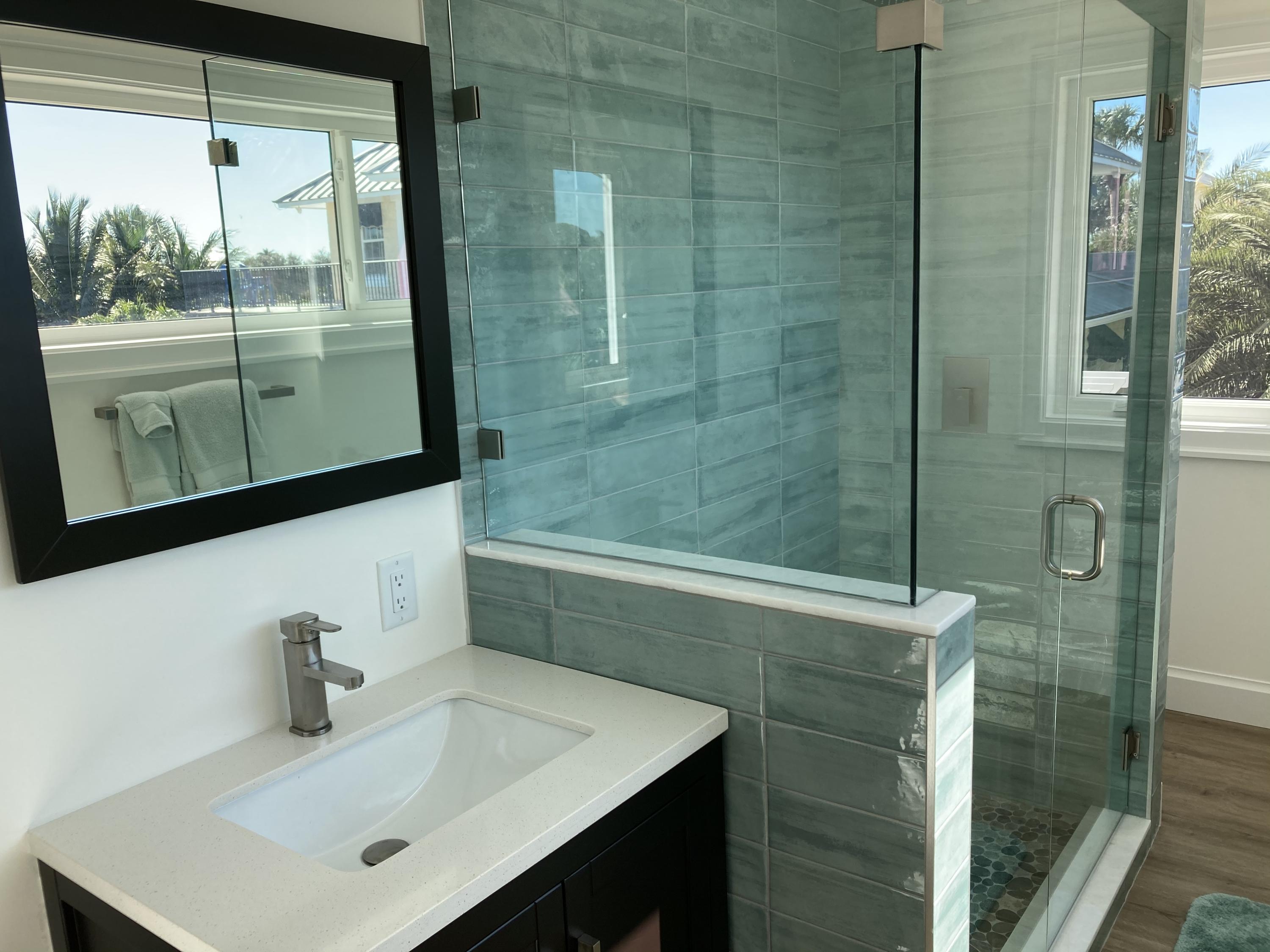 4980 County Line Road Tequesta, FL 33469 - Photo 45 of 56 Guest House Bath