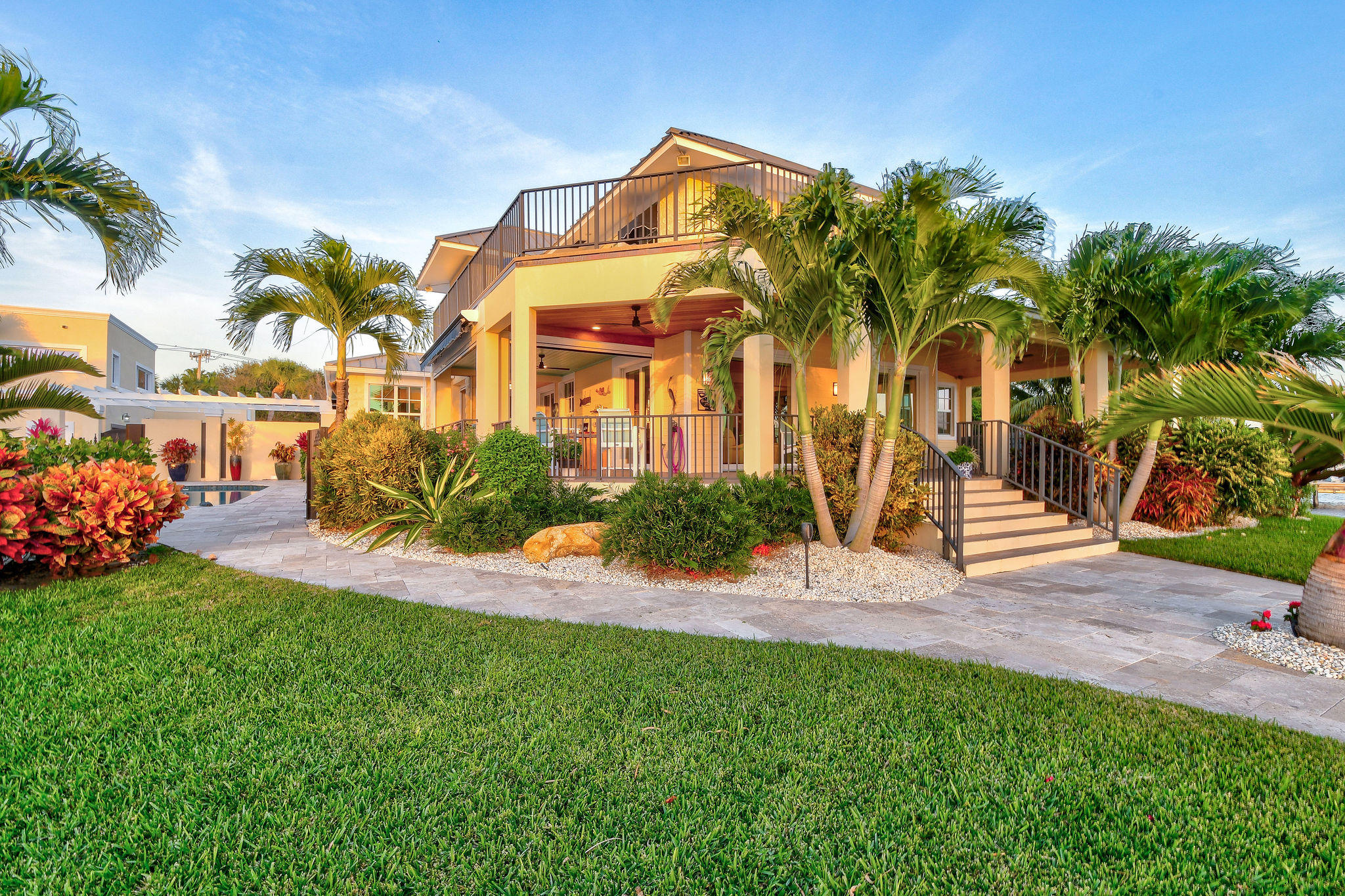 4980 County Line Road Tequesta, FL 33469 - Photo 48 of 56 Access to Courtyard pool from dock