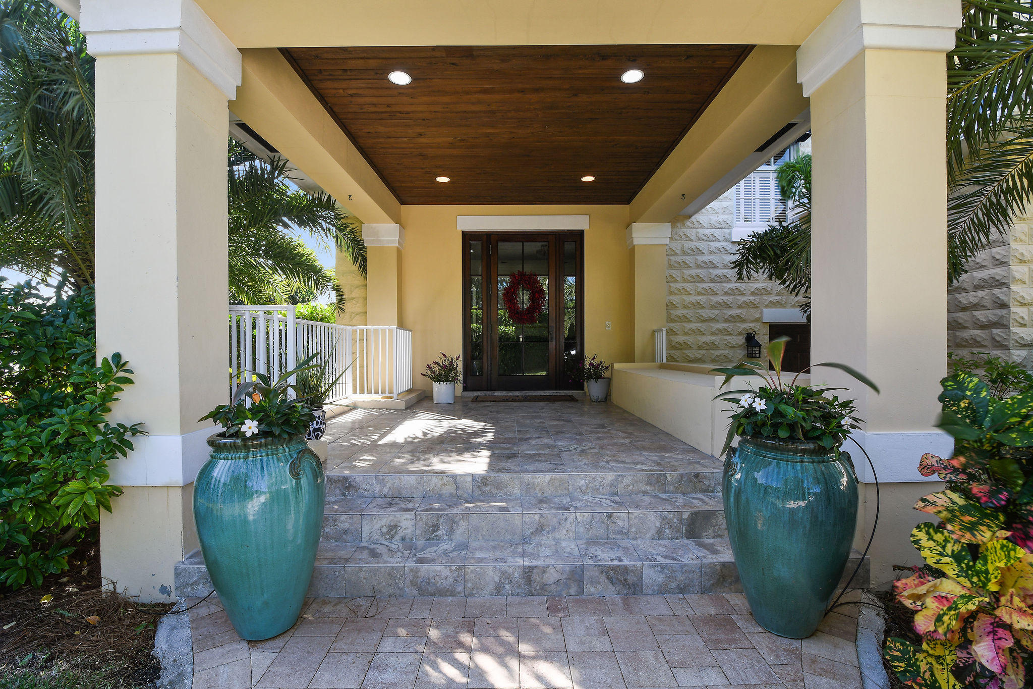 4980 County Line Road Tequesta, FL 33469 - Photo 6 of 56 Main entrance