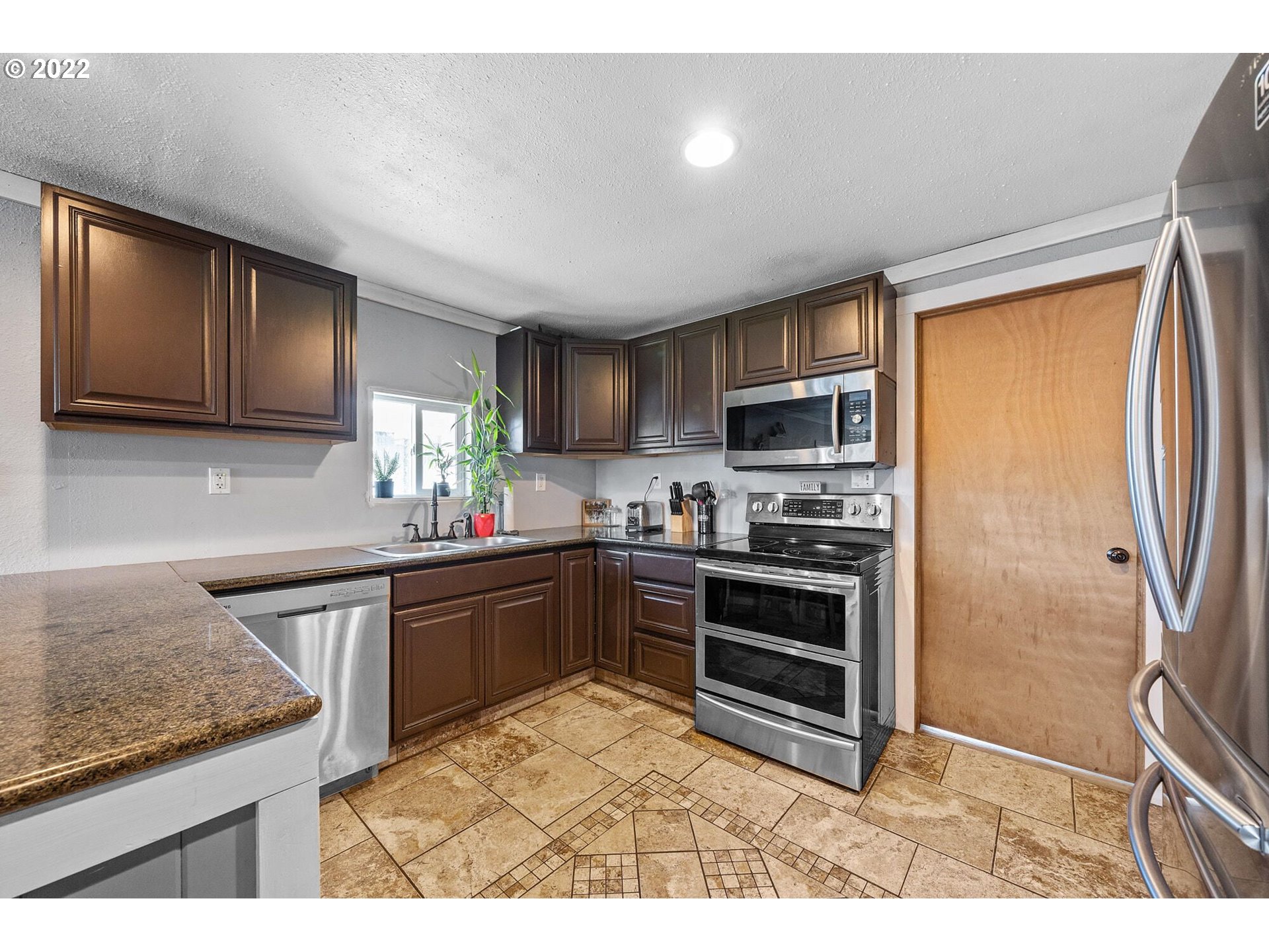 7355 Vaughn Road Tillamook, OR 97141 - Photo 7 of 23 Gallery Image 7