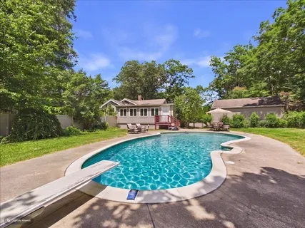 $689,000 | 45 Park Street, Norfolk, MA 02056