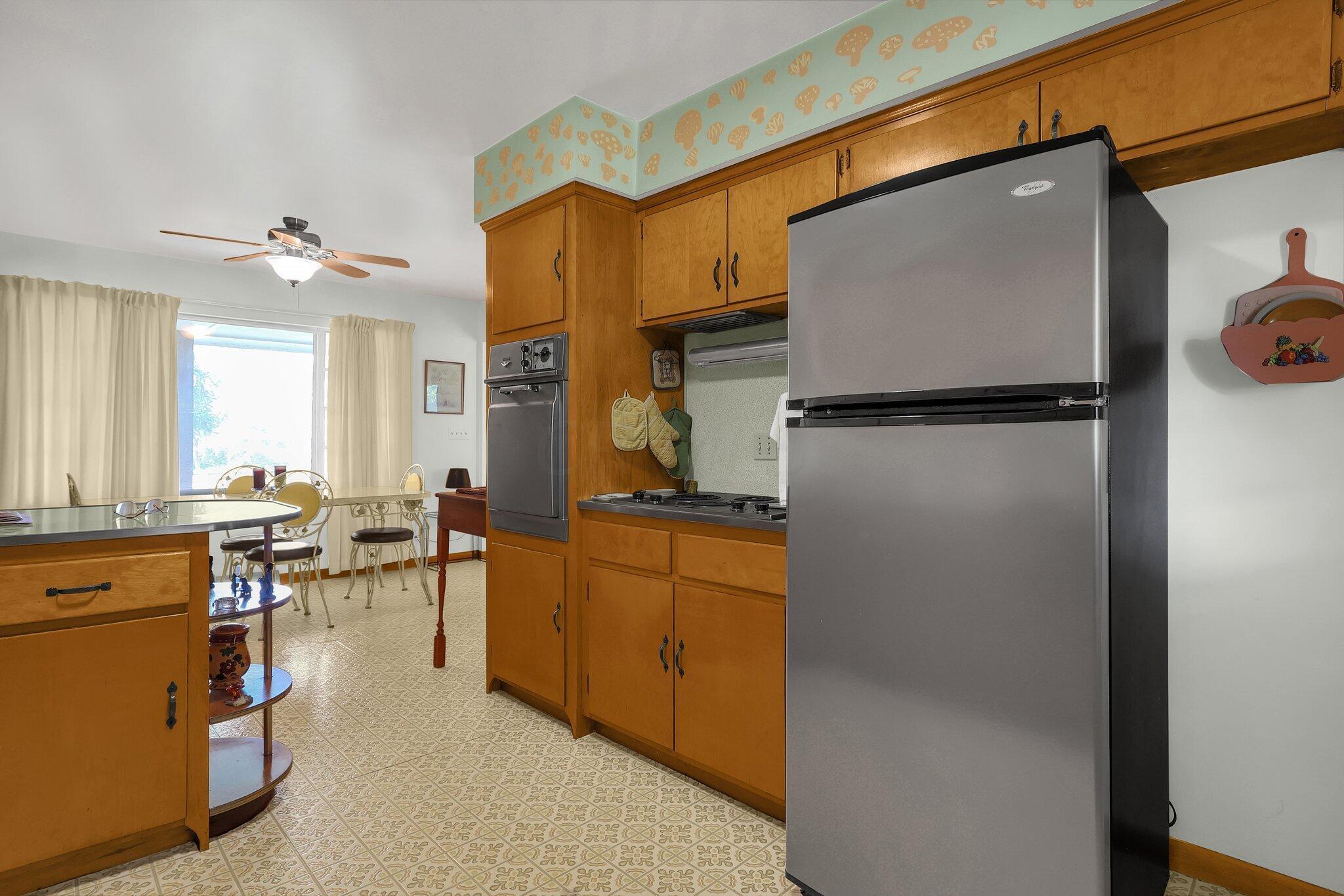 2210 Gantz Road Grove City, OH 43123 - Photo 7 of 35 Kitchen