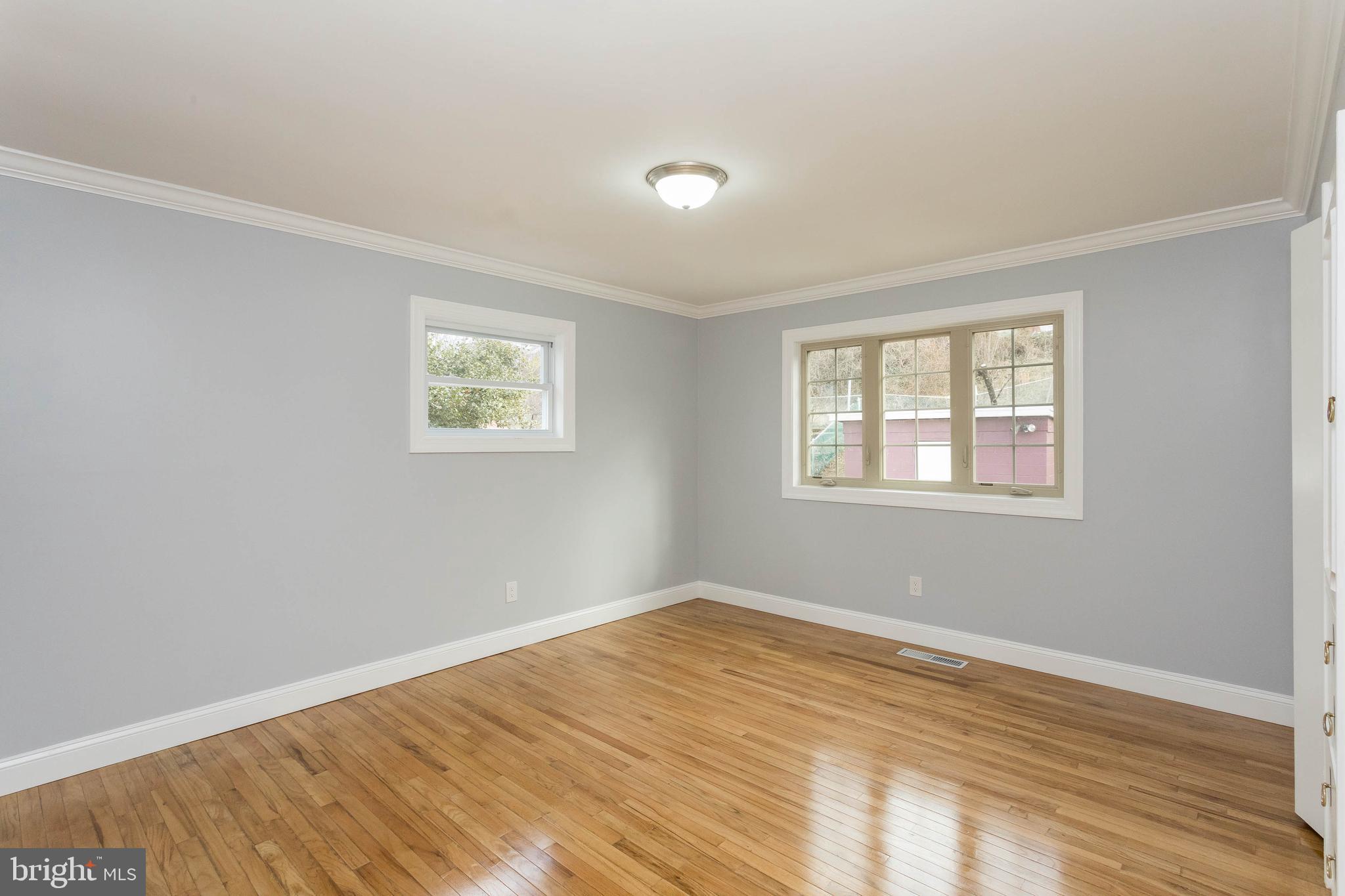 1509 Weyburn Road Baltimore, MD 21237 - Photo 11 of 42