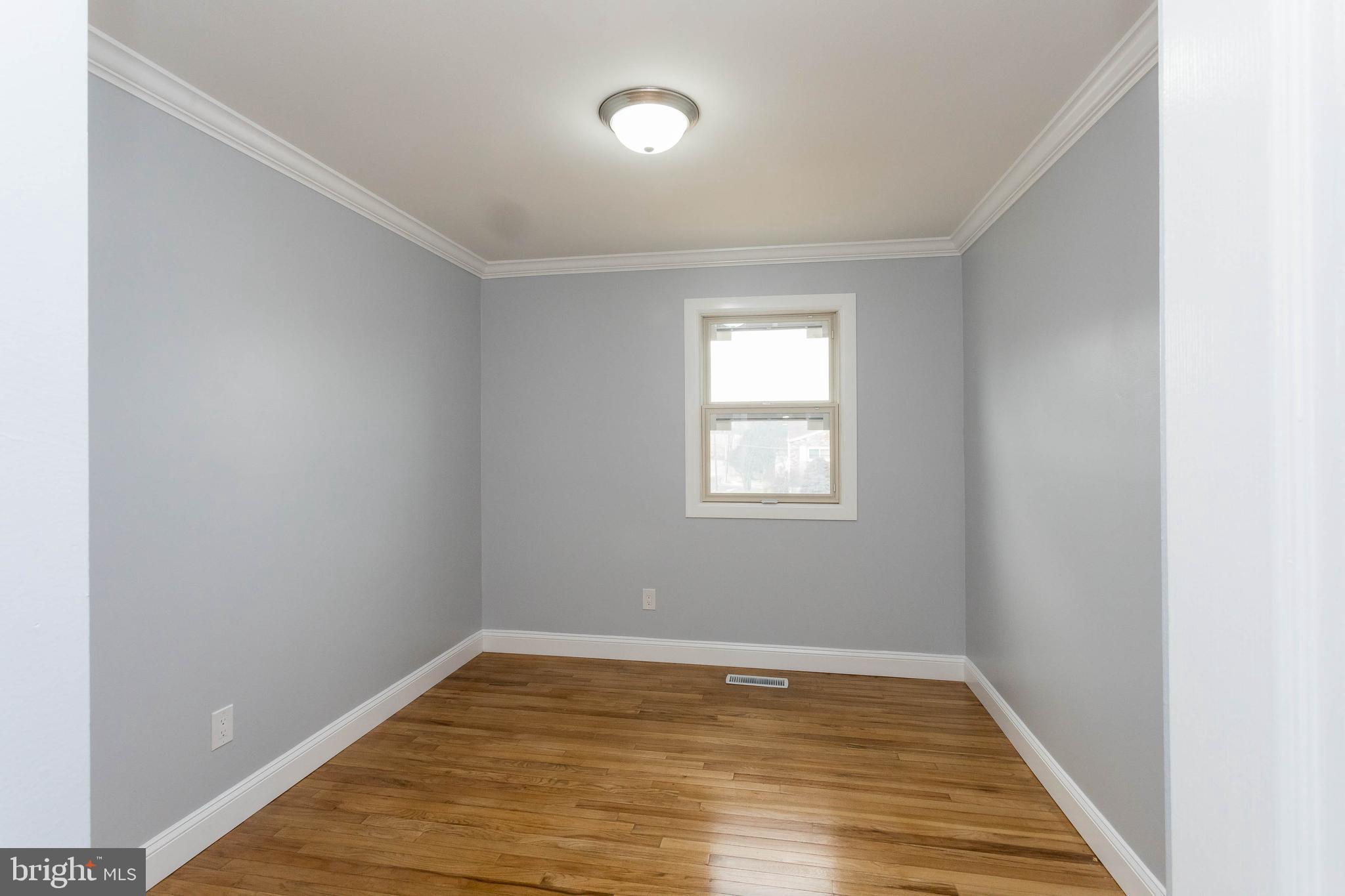 1509 Weyburn Road Baltimore, MD 21237 - Photo 4 of 42