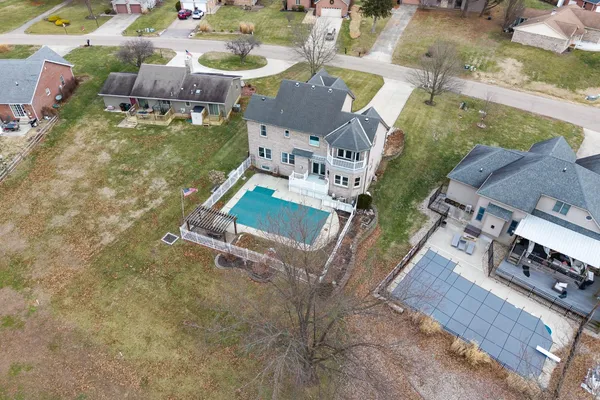 $499,900 | 19327 Par Drive, Lawrenceburg, IN 47025