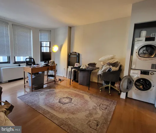 $3,475 | 135 South 19th Street, Unit 1003, Philadelphia, PA 19103