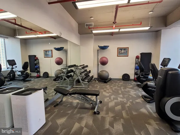 $3,475 | 135 South 19th Street, Unit 1003, Philadelphia, PA 19103