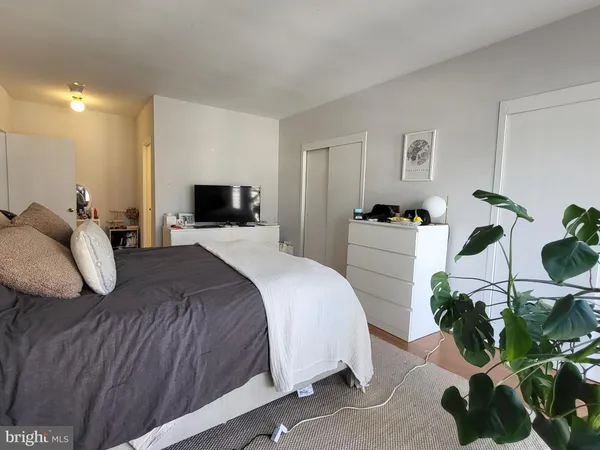 $3,475 | 135 South 19th Street, Unit 1003, Philadelphia, PA 19103