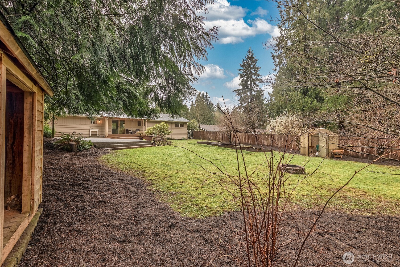 13656 197th Avenue Southeast Renton, WA 98059 - Photo 11 of 40