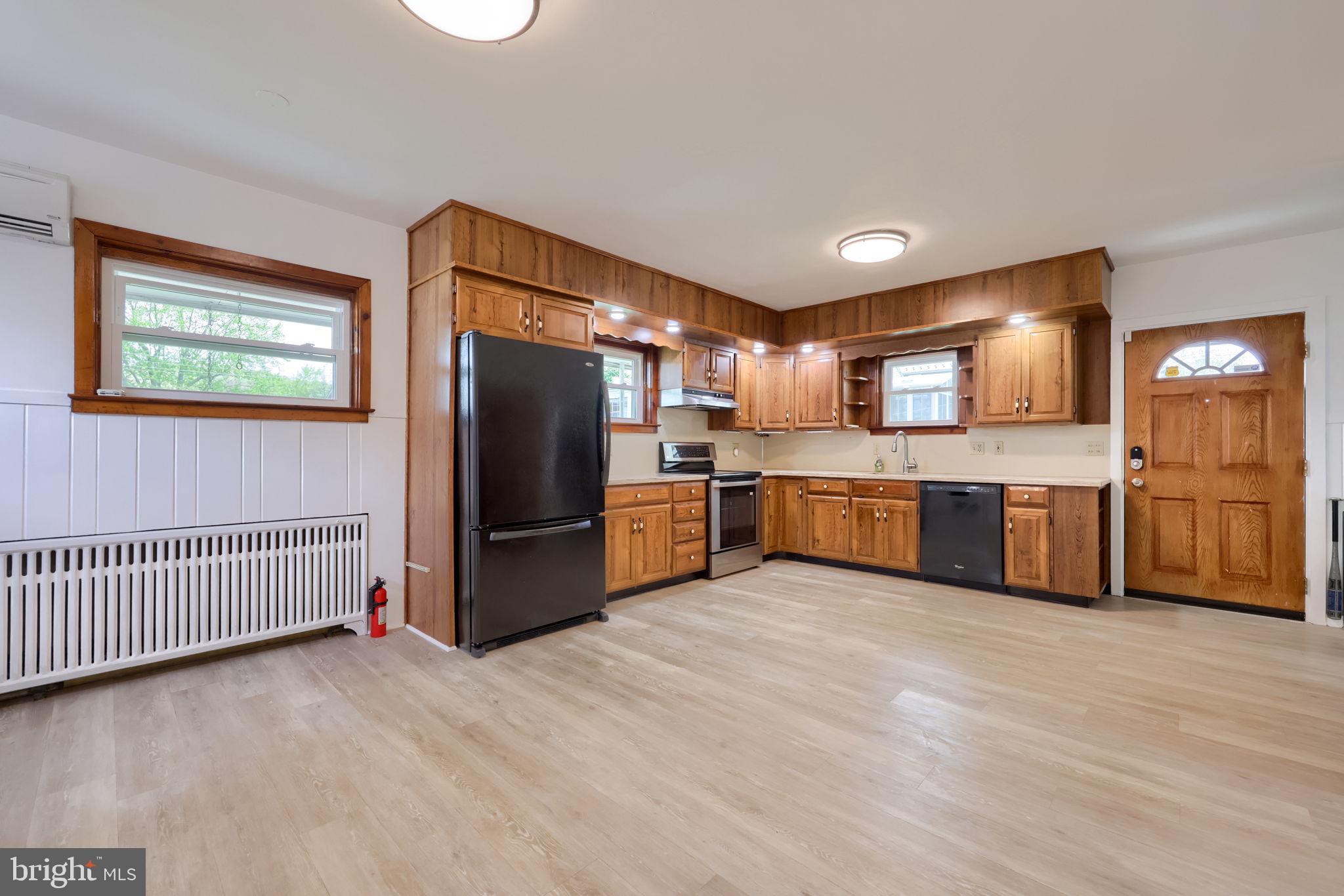 3625 Kutztown Road Reading, PA 19605 - Photo 17 of 28