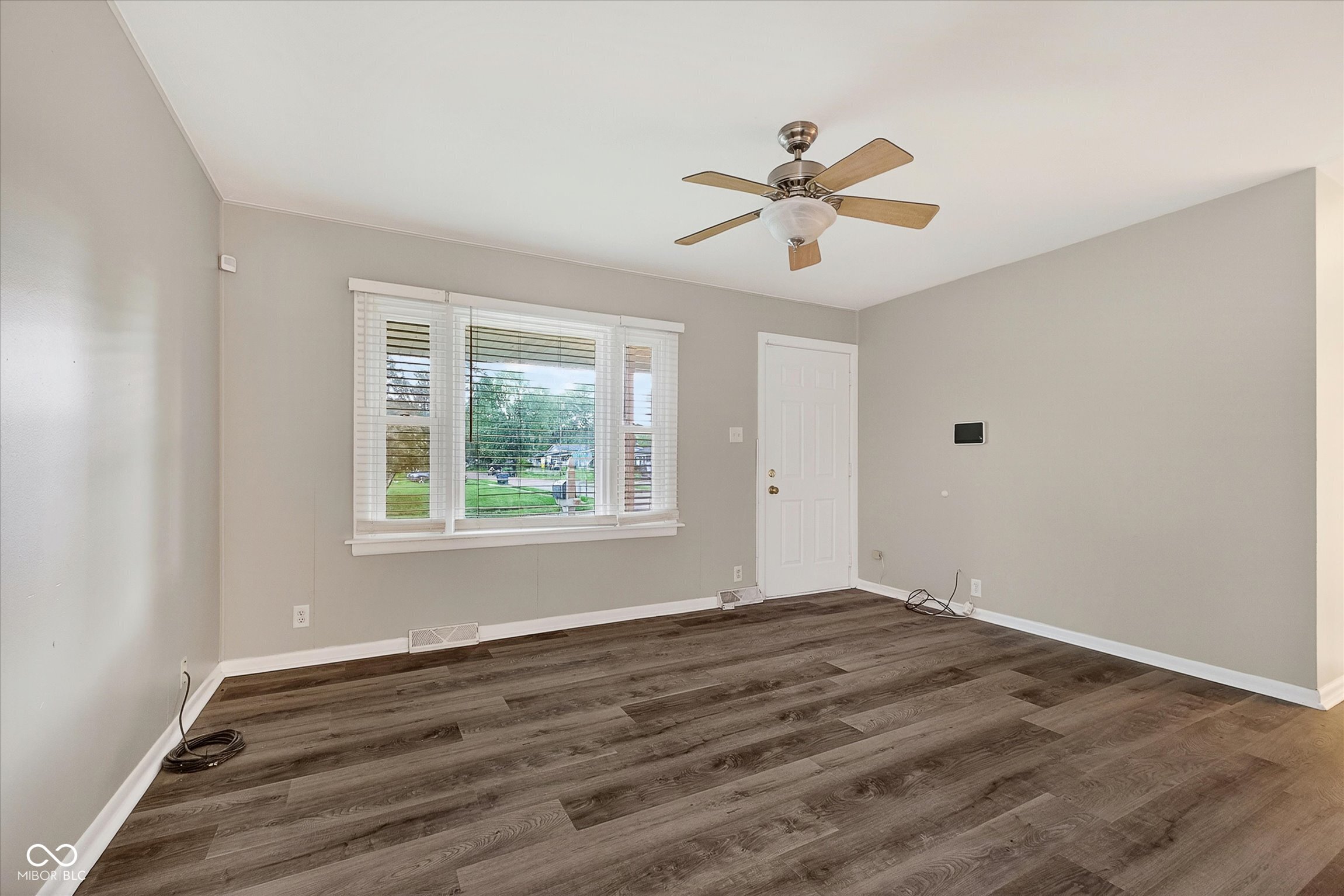 307 Crestview Court Chesterfield, IN 46017 - Photo 5 of 27