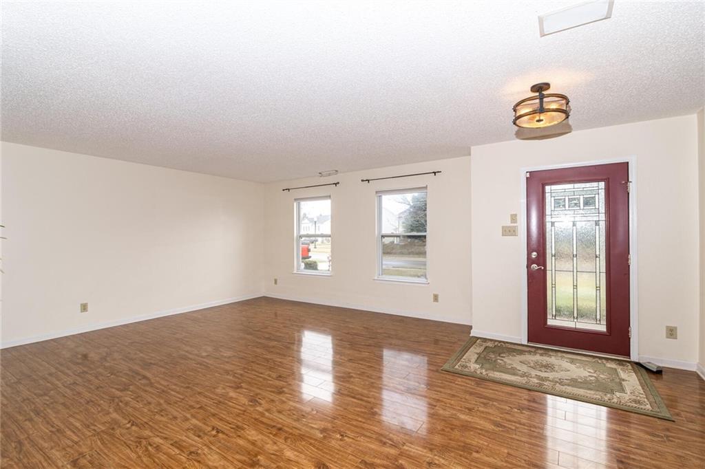 5924 North Rockingham Lane McCordsville, IN 46055 - Photo 2 of 36