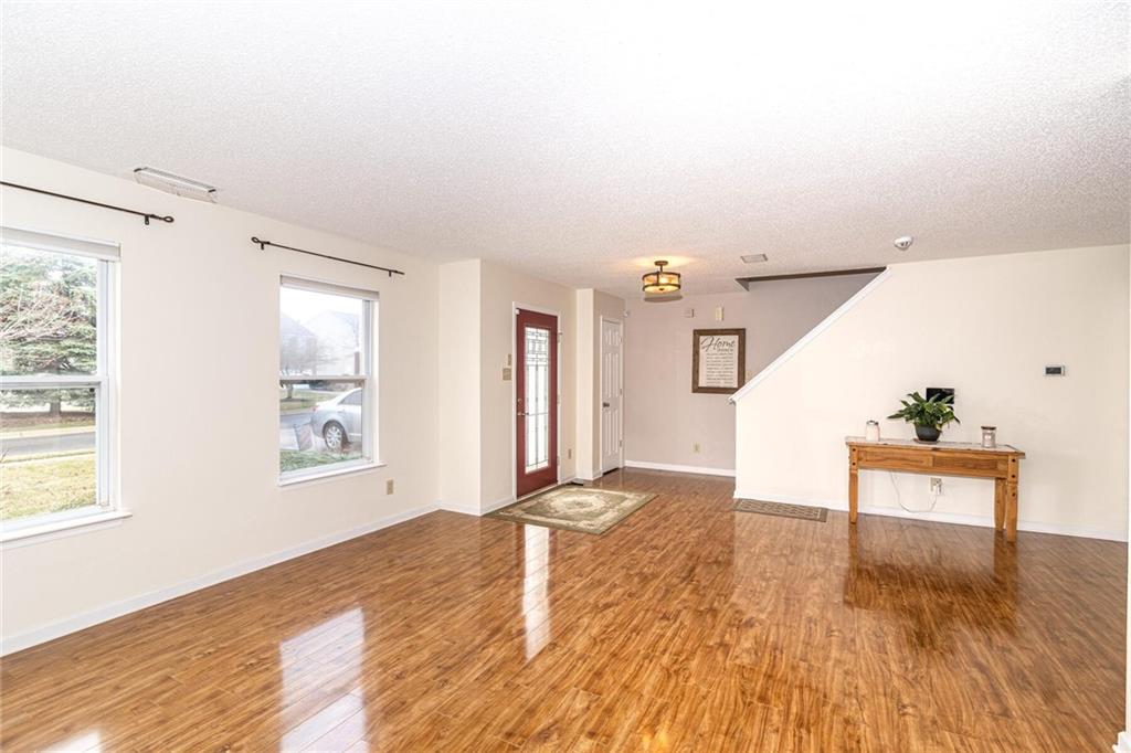 5924 North Rockingham Lane McCordsville, IN 46055 - Photo 4 of 36