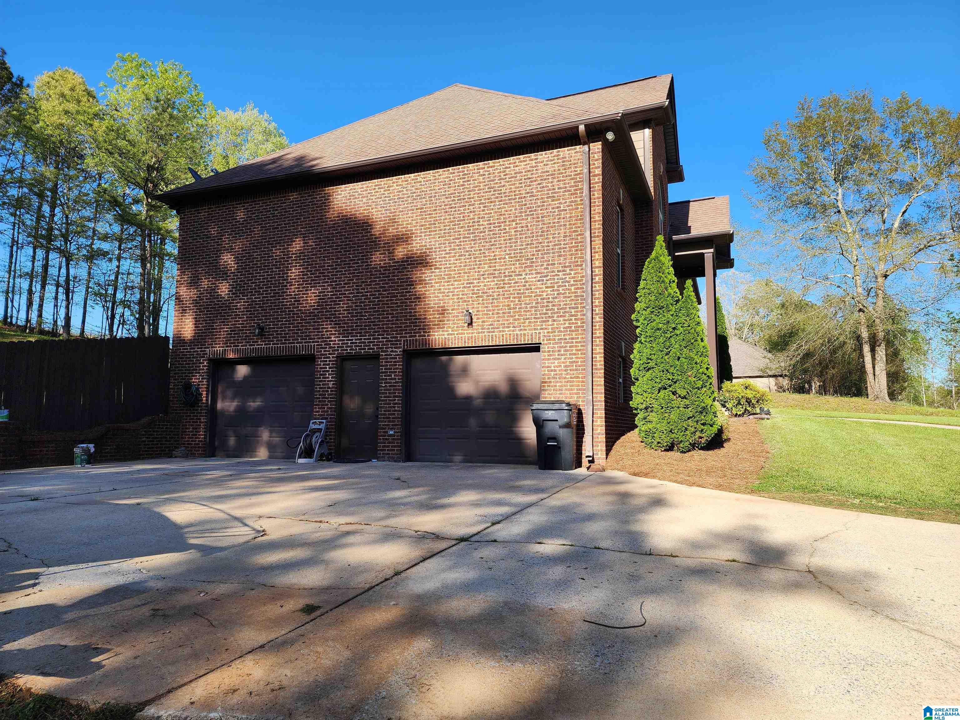 190 Hitching Post Circle Cropwell, AL 35054 - Photo 3 of 61