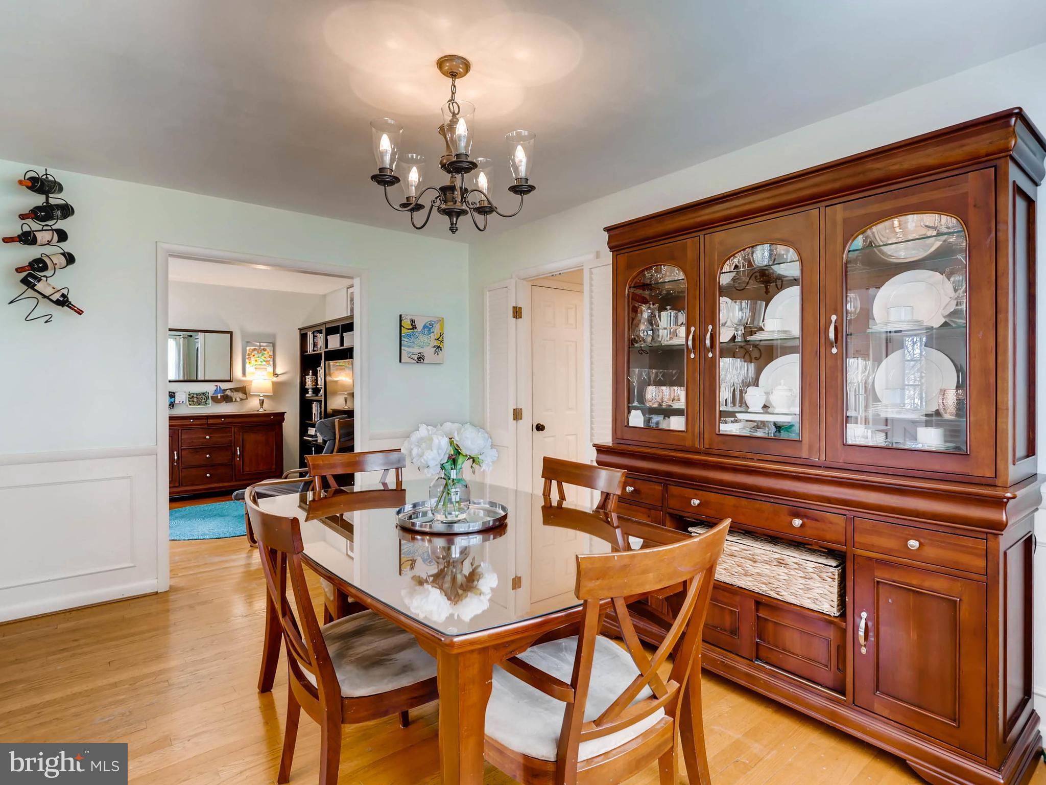 4713 Roundhill Road Ellicott City, MD 21043 - Photo 11 of 30 Dining Room