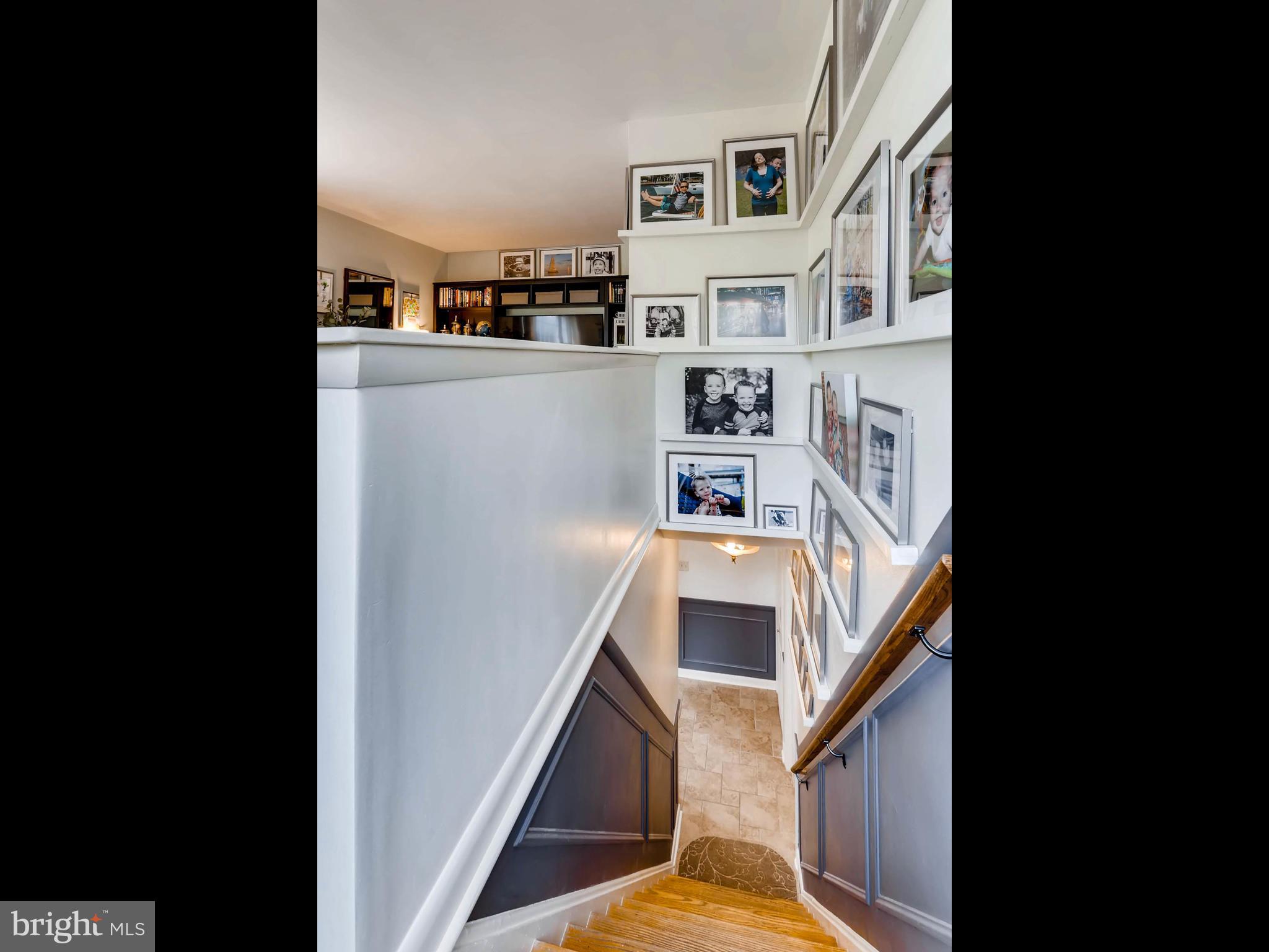 4713 Roundhill Road Ellicott City, MD 21043 - Photo 6 of 30 Interior (General)