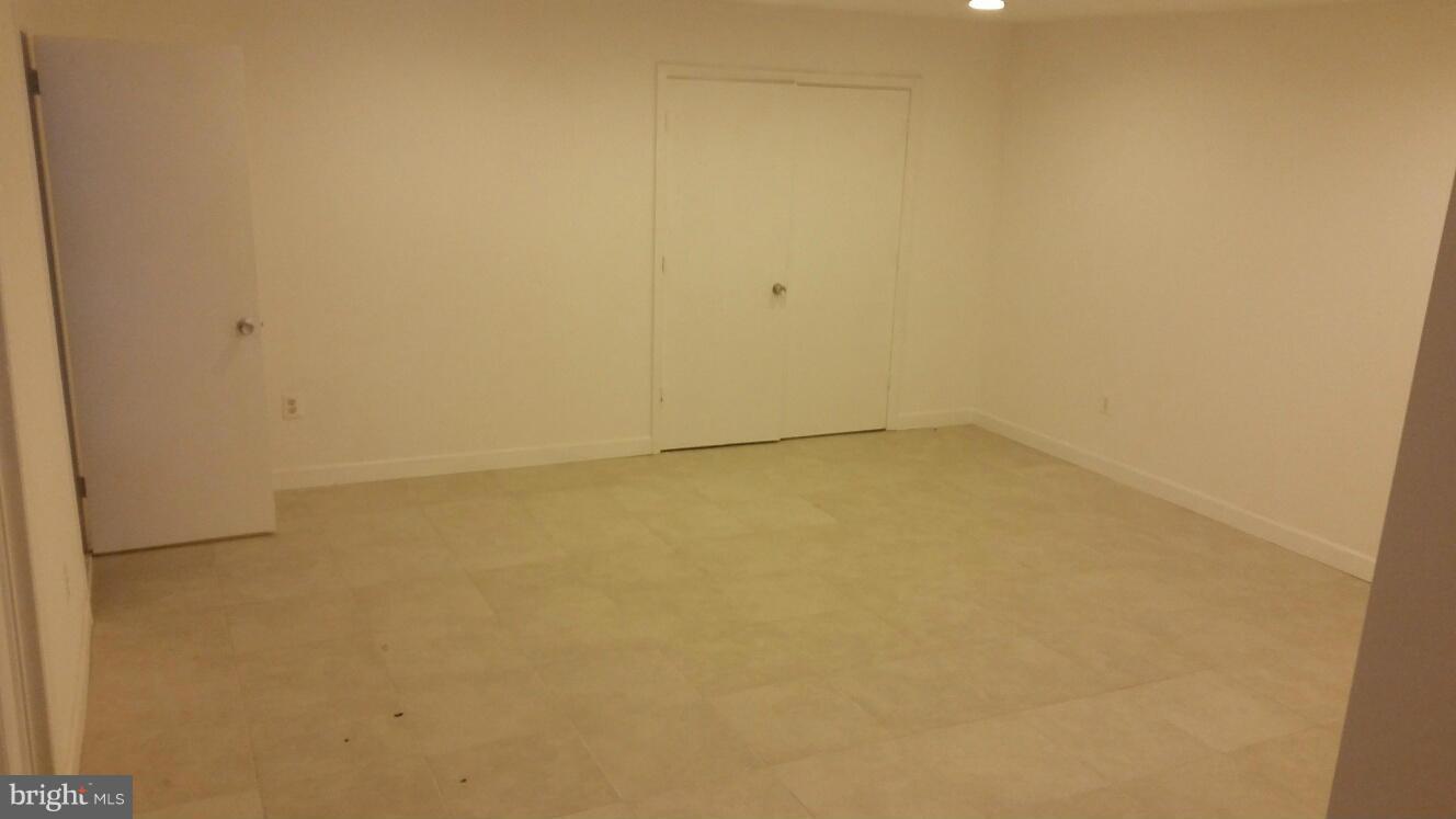 11655 Newbridge Court Reston, VA 20191 - Photo 17 of 30 a view of empty room