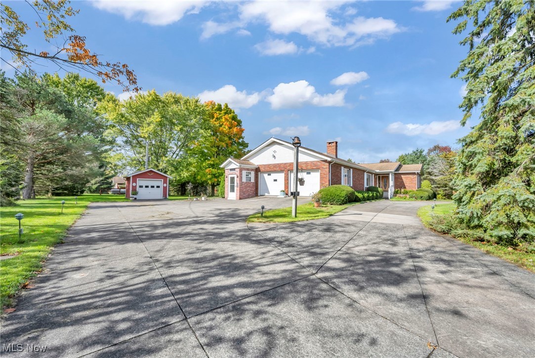 View of front of house with a front lawn