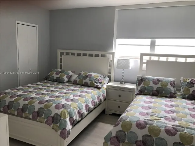 $4,300 | 3801 South Ocean Drive, Unit 10V, Hollywood, FL 33019