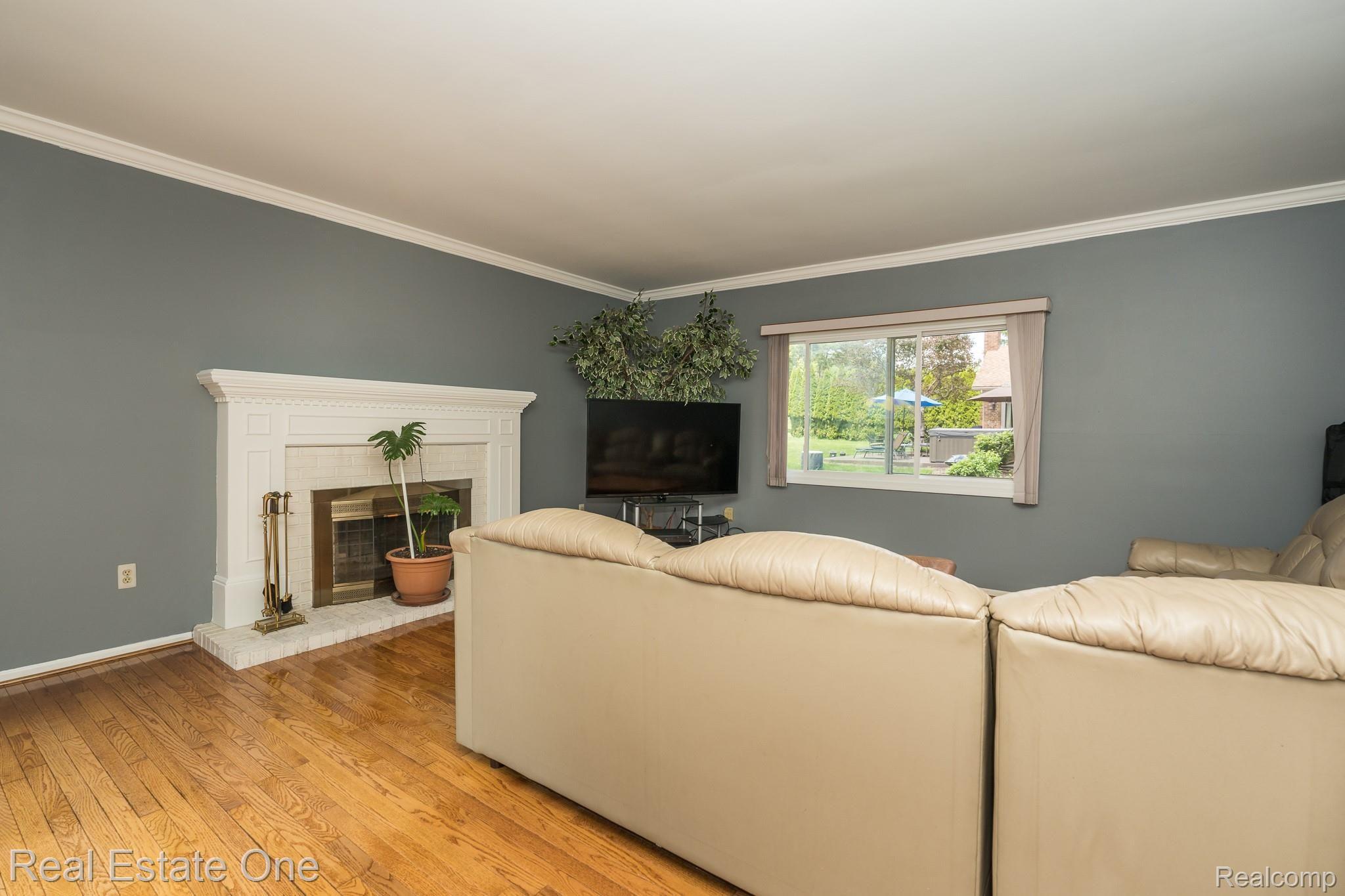 1401 Lomas Verdes Rochester, MI 48306 - Photo 16 of 42 Lomas Verdes MLS-W015.jpg