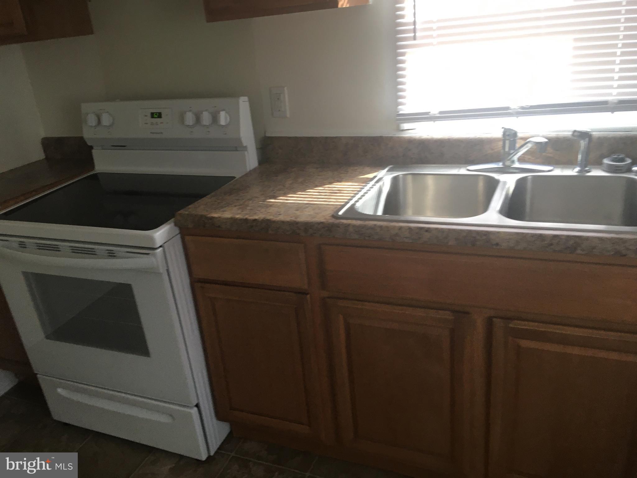 715 Rigby Avenue Cambridge, MD 21613 - Photo 7 of 21 Kitchen
