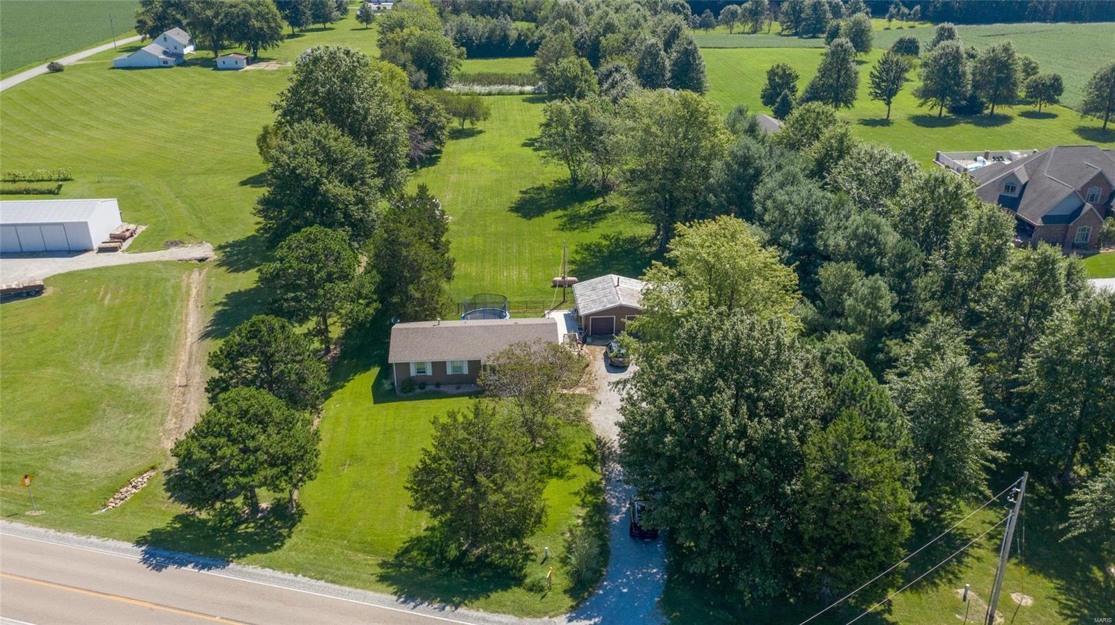 5652 Maeystown Road Waterloo, IL 62298 - Photo 22 of 44