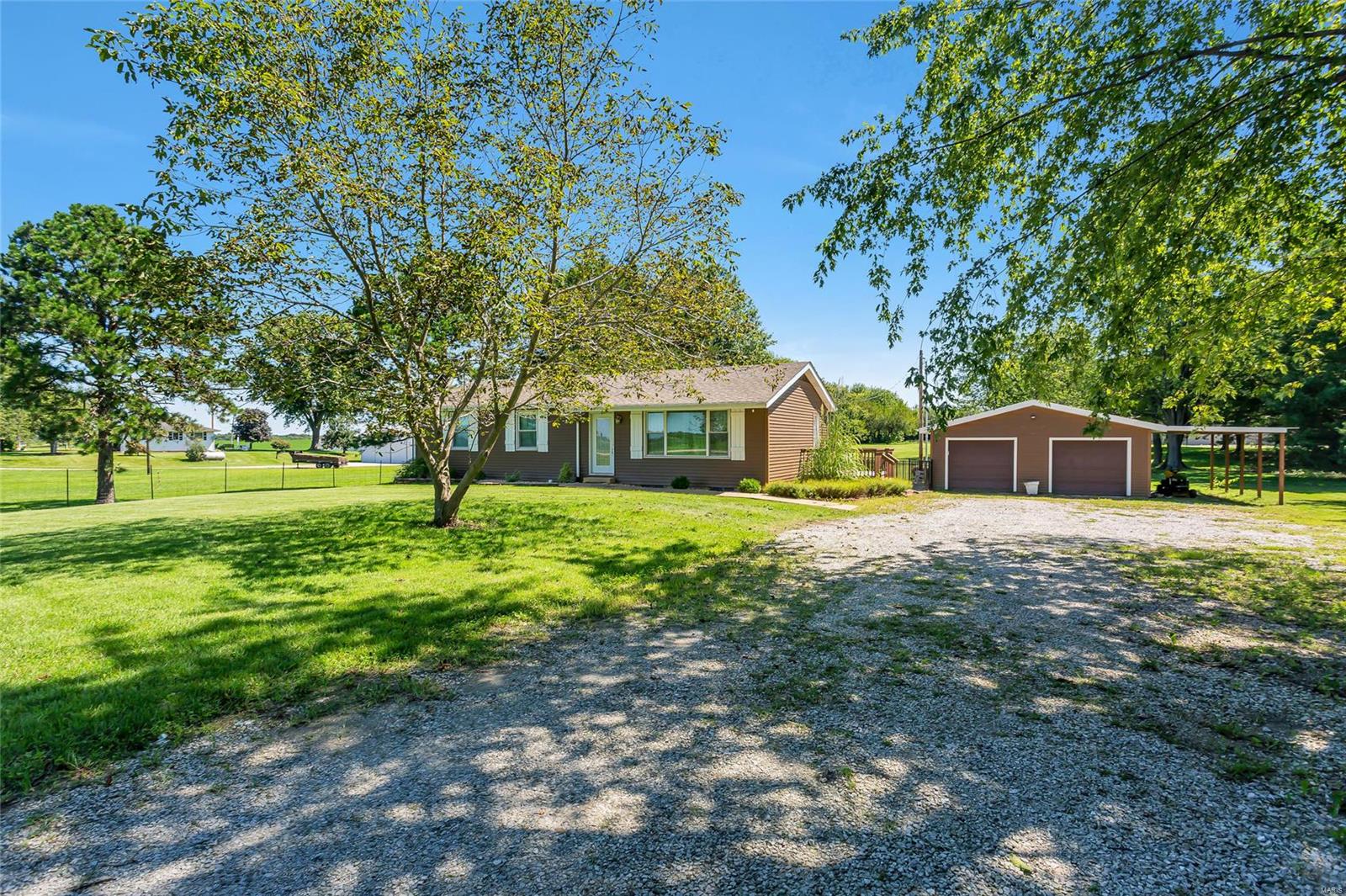 5652 Maeystown Road Waterloo, IL 62298 - Photo 40 of 44