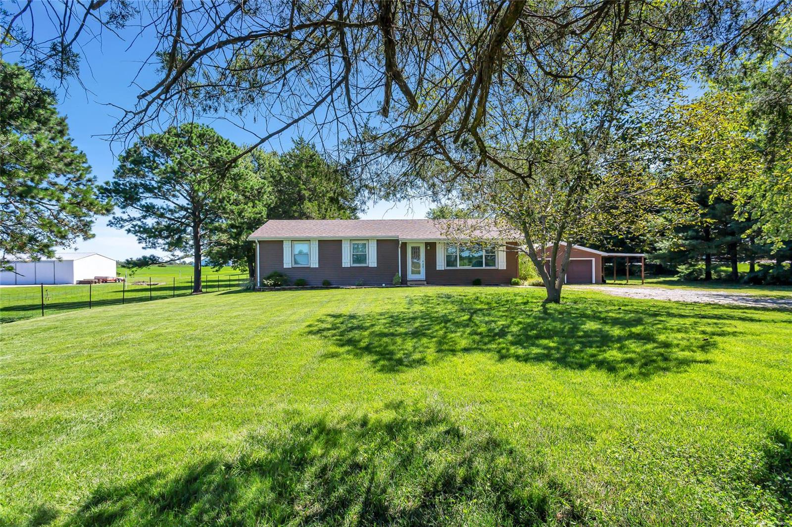 5652 Maeystown Road Waterloo, IL 62298 - Photo 41 of 44