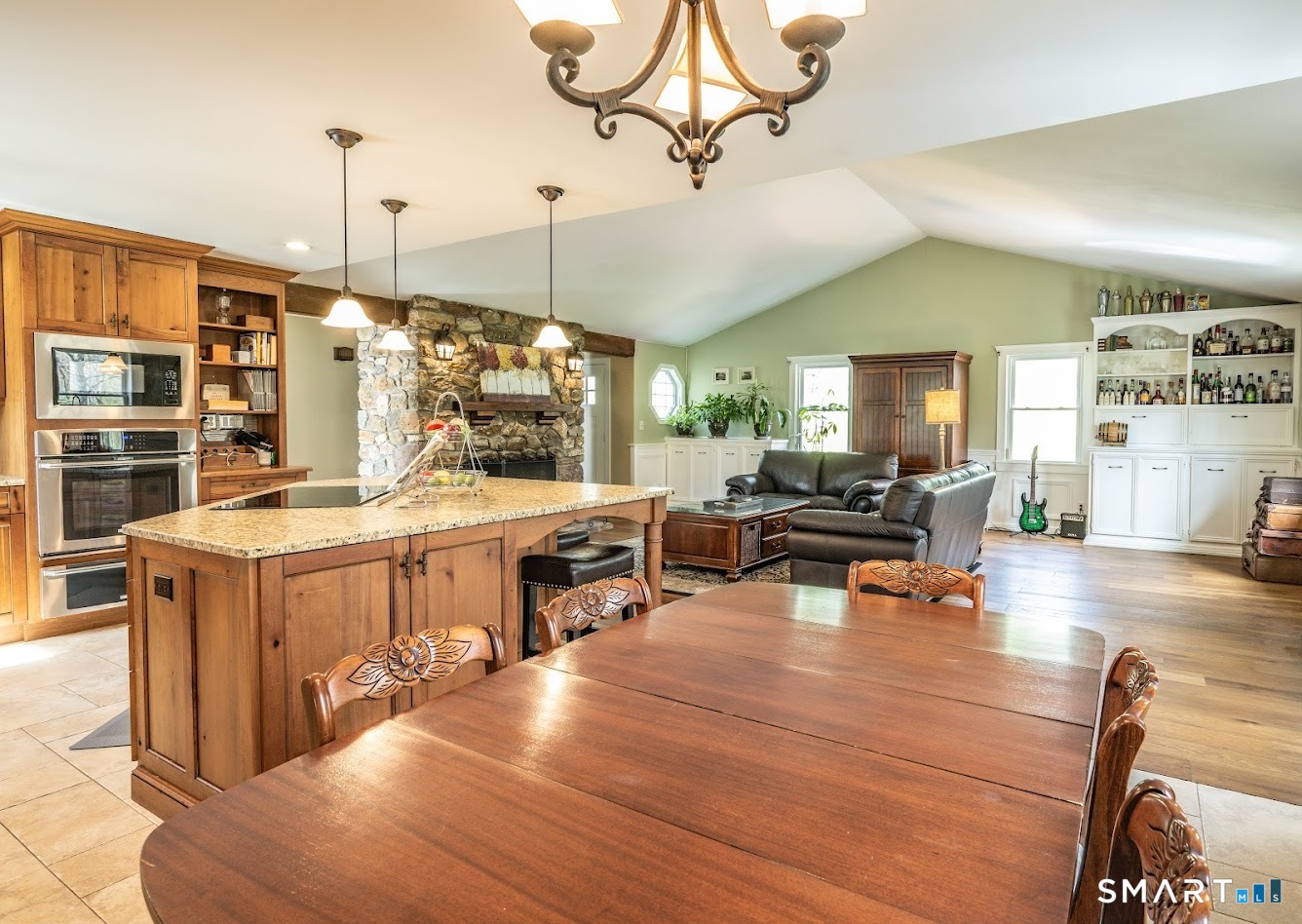 193 R Blue Hills Road Durham, CT 06422 - Photo 7 of 30 a view of a living room and kitchen