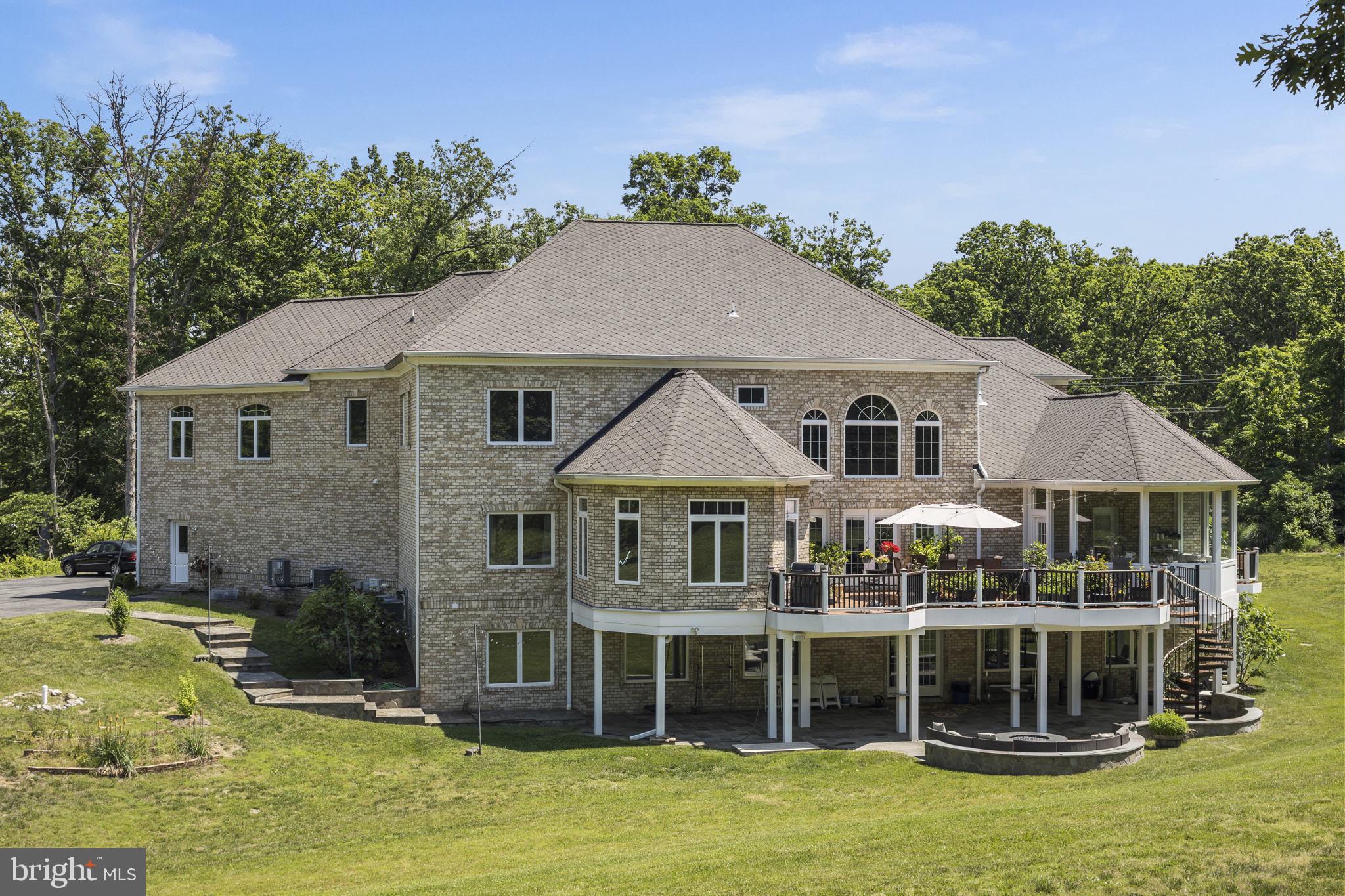5848 Doyle Road Clifton, VA 20124 - Photo 3 of 16