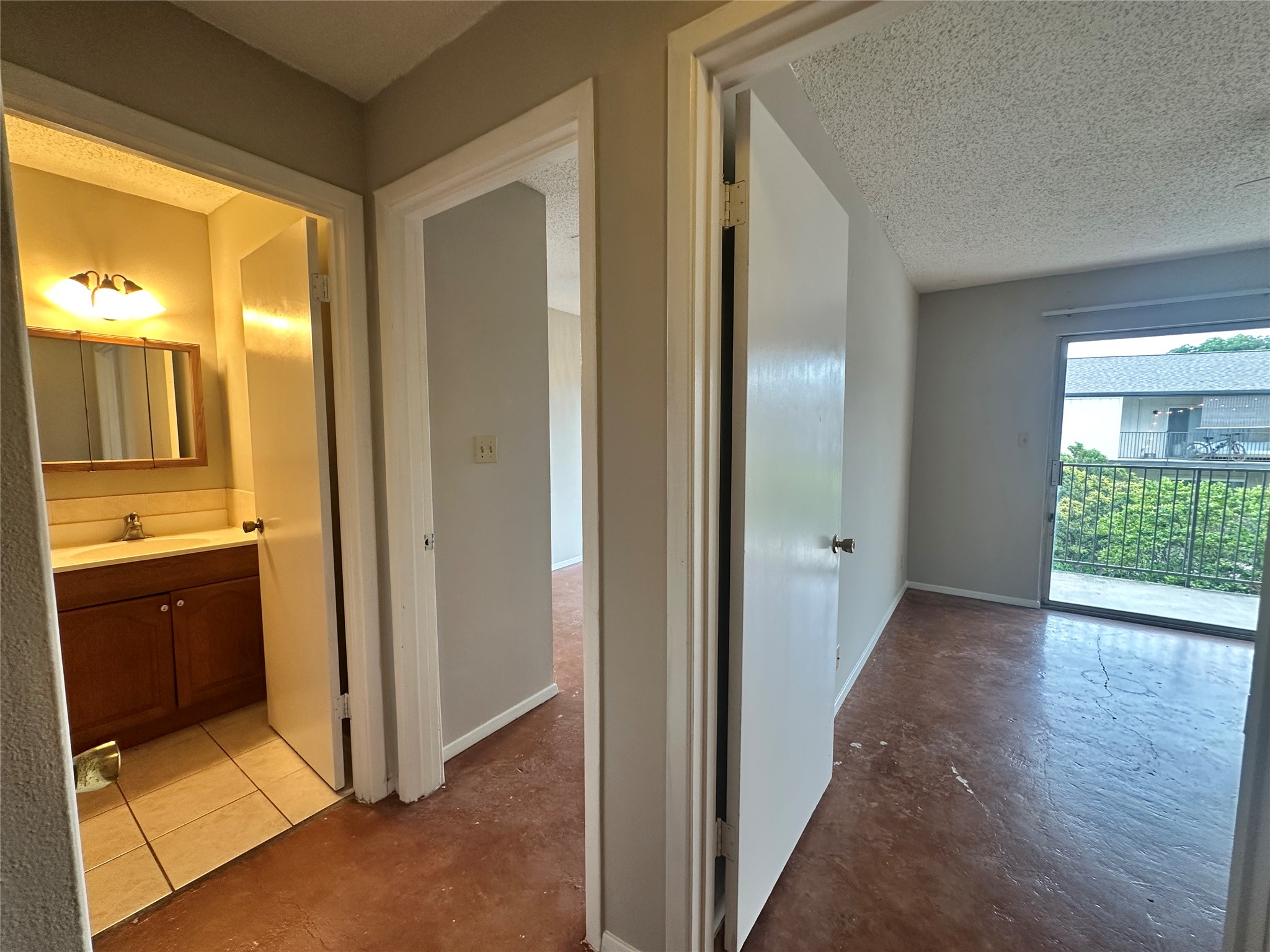 500 East Riverside Drive, Unit 211 Austin, TX 78704 - Photo 11 of 33 Gallery Image 11