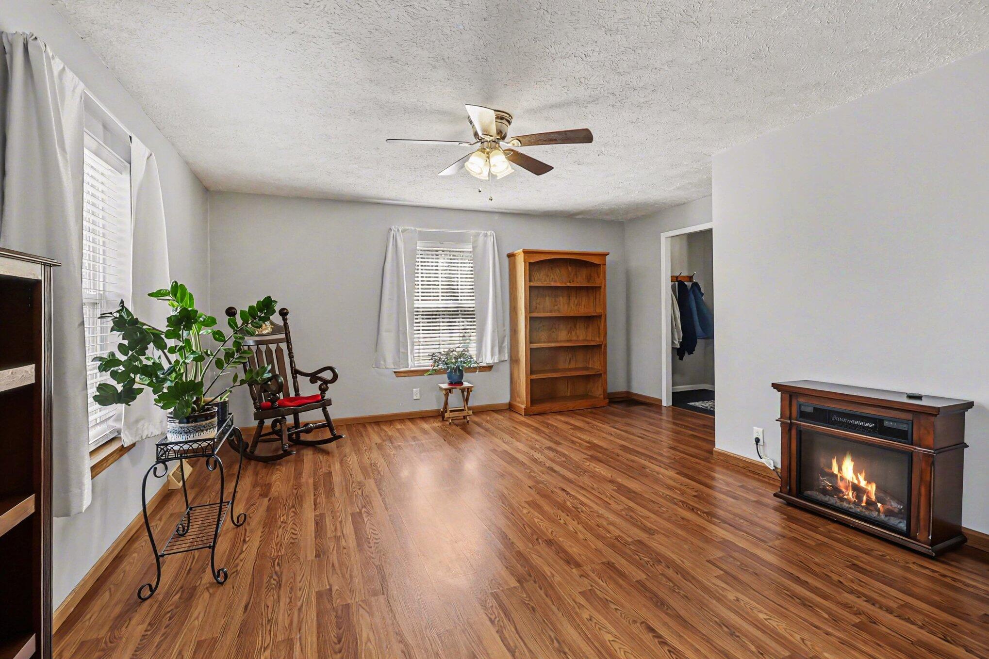 1130 Brookridge Road Ludington, MI 49431 - Photo 12 of 30 Family Room
