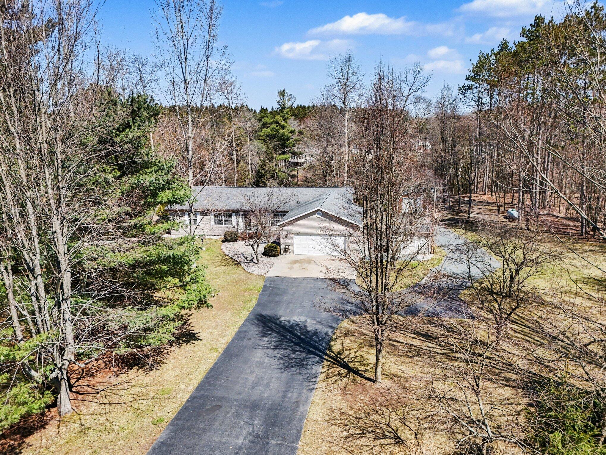 1130 Brookridge Road Ludington, MI 49431 - Photo 4 of 30 Private Setting