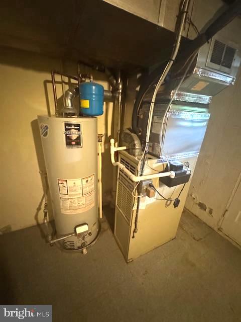 3582 Dudley Avenue Baltimore, MD 21213 - Photo 11 of 13 a view of utility room