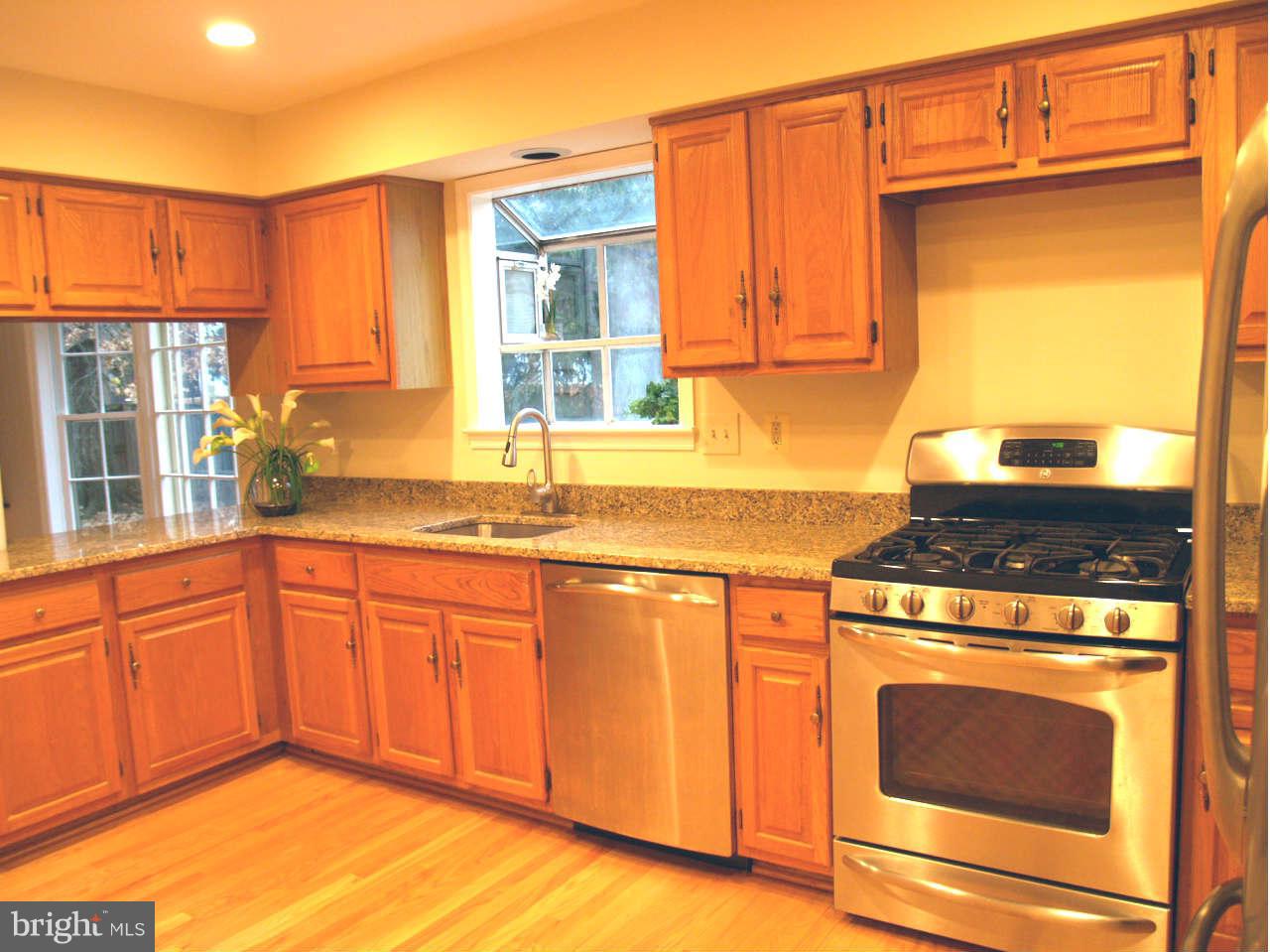 715 Kersey Road Silver Spring, MD 20902 - Photo 13 of 27 Kitchen