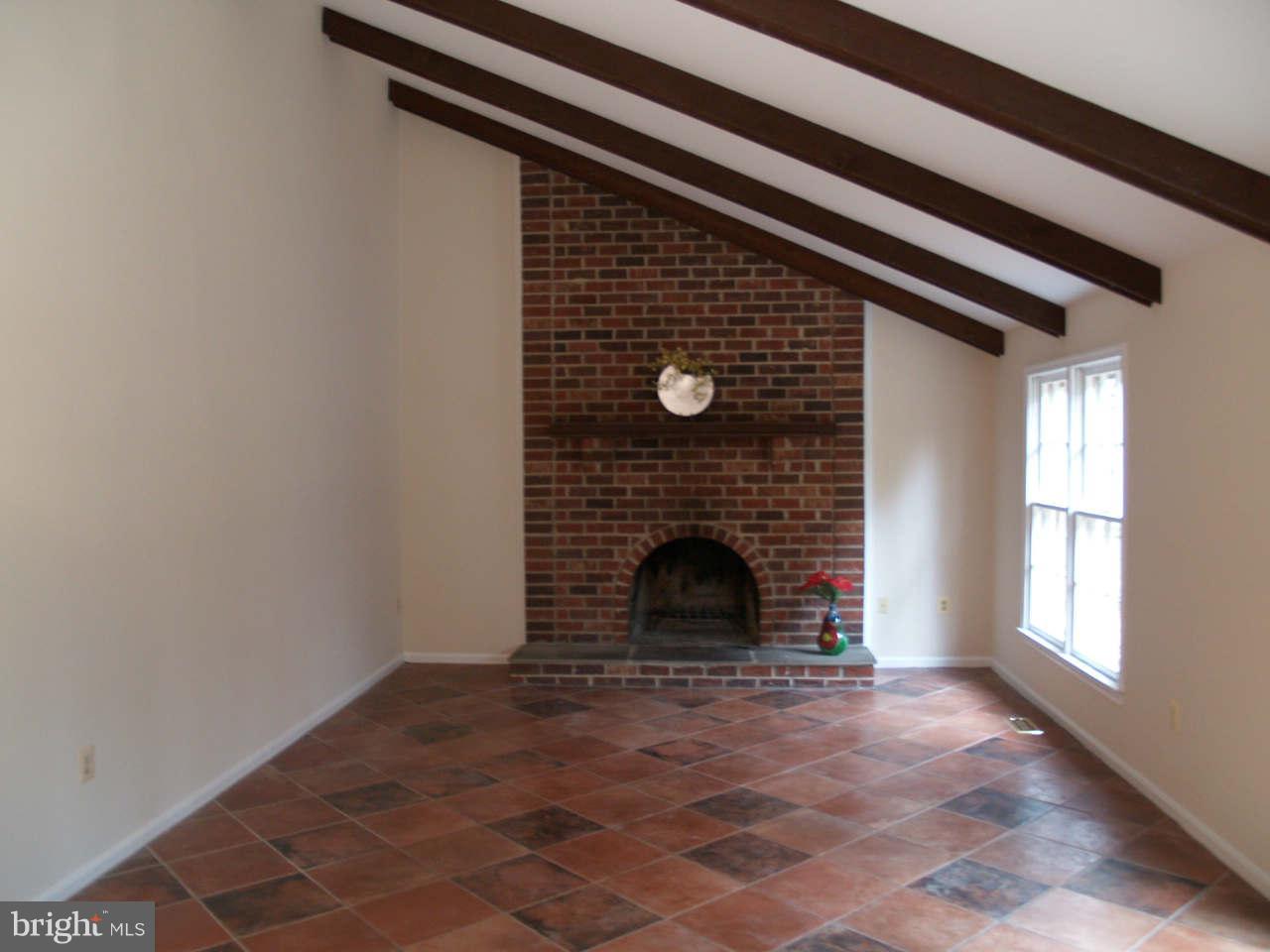 715 Kersey Road Silver Spring, MD 20902 - Photo 16 of 27 Family Room