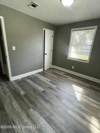 $1,000 | 2214 22nd Street, Unit A, Pascagoula, MS 39581