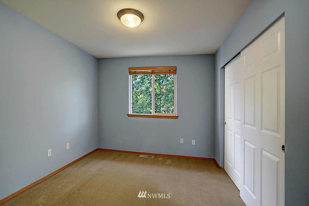 18306 8th Avenue Southeast Bothell, WA 98012 - Photo 13 of 17 Gallery Image 13