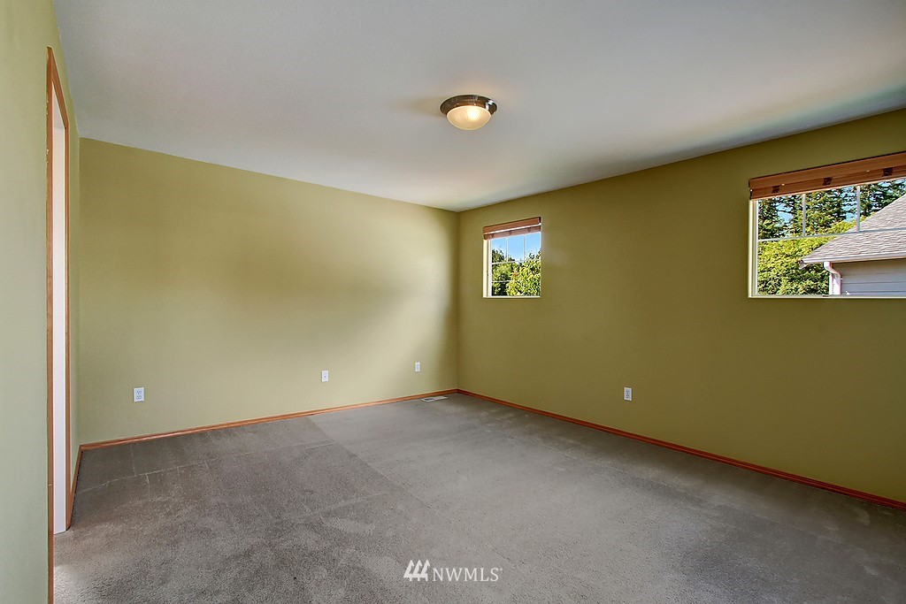 18306 8th Avenue Southeast Bothell, WA 98012 - Photo 15 of 17 Gallery Image 15