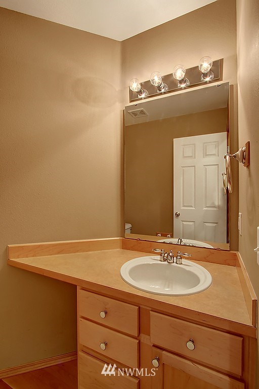 18306 8th Avenue Southeast Bothell, WA 98012 - Photo 8 of 17 Gallery Image 8