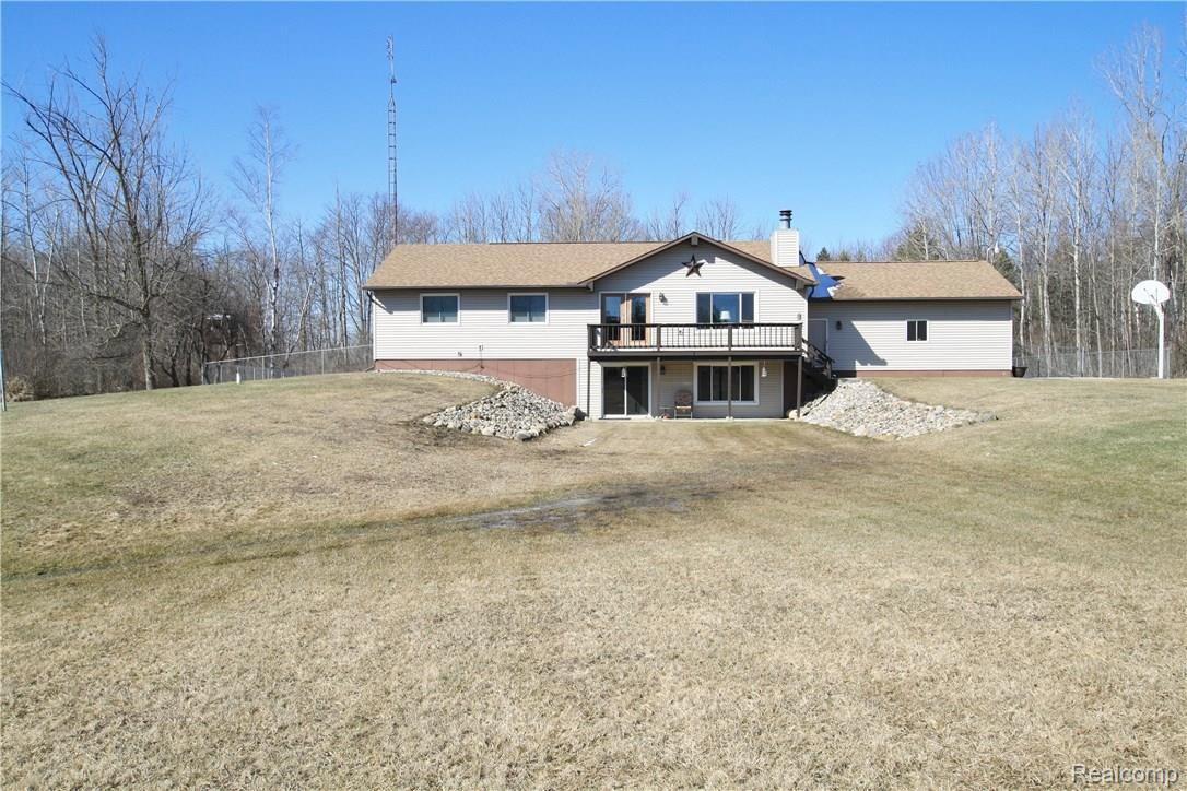 10230 Sheridan Road Millington, MI 48746 - Photo 5 of 36 Sheridan 005.JPG