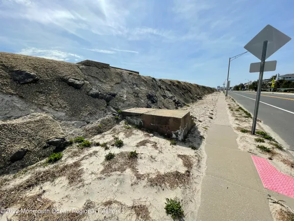 $399,900 | 1500 North Ocean Avenue, Sea Bright, NJ 07760